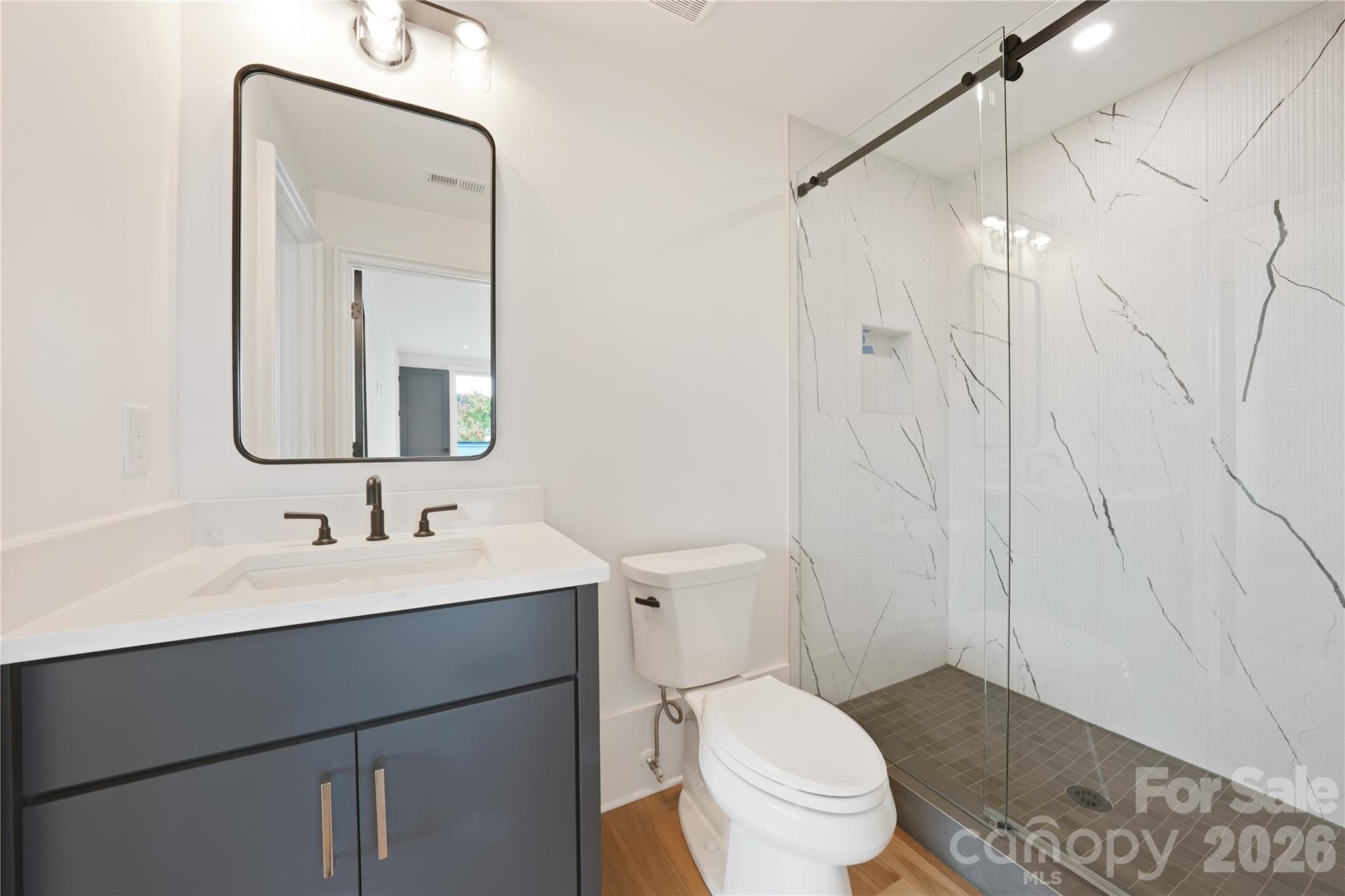1511 Waverly Avenue Property Photo 29
