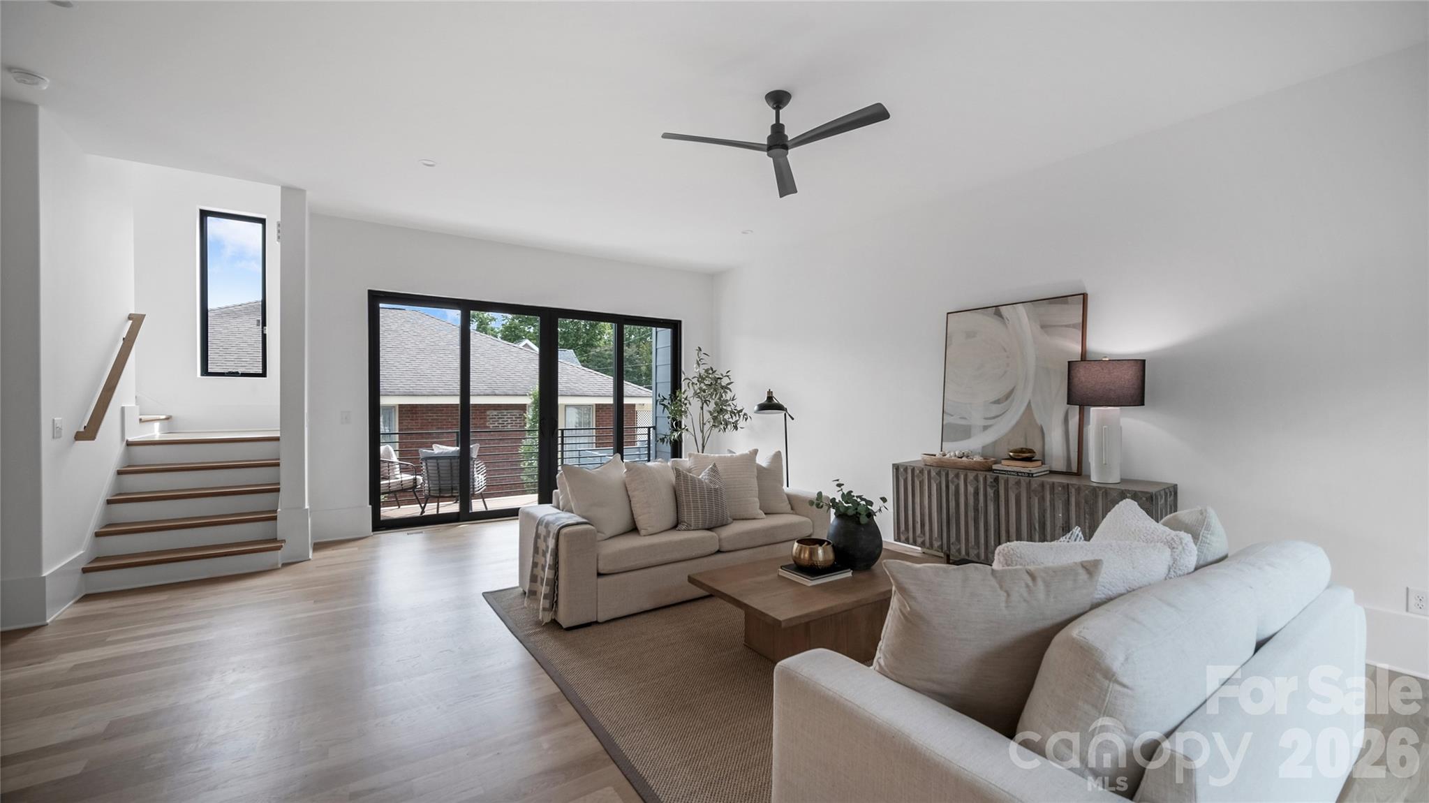1511 Waverly Avenue Property Photo 34