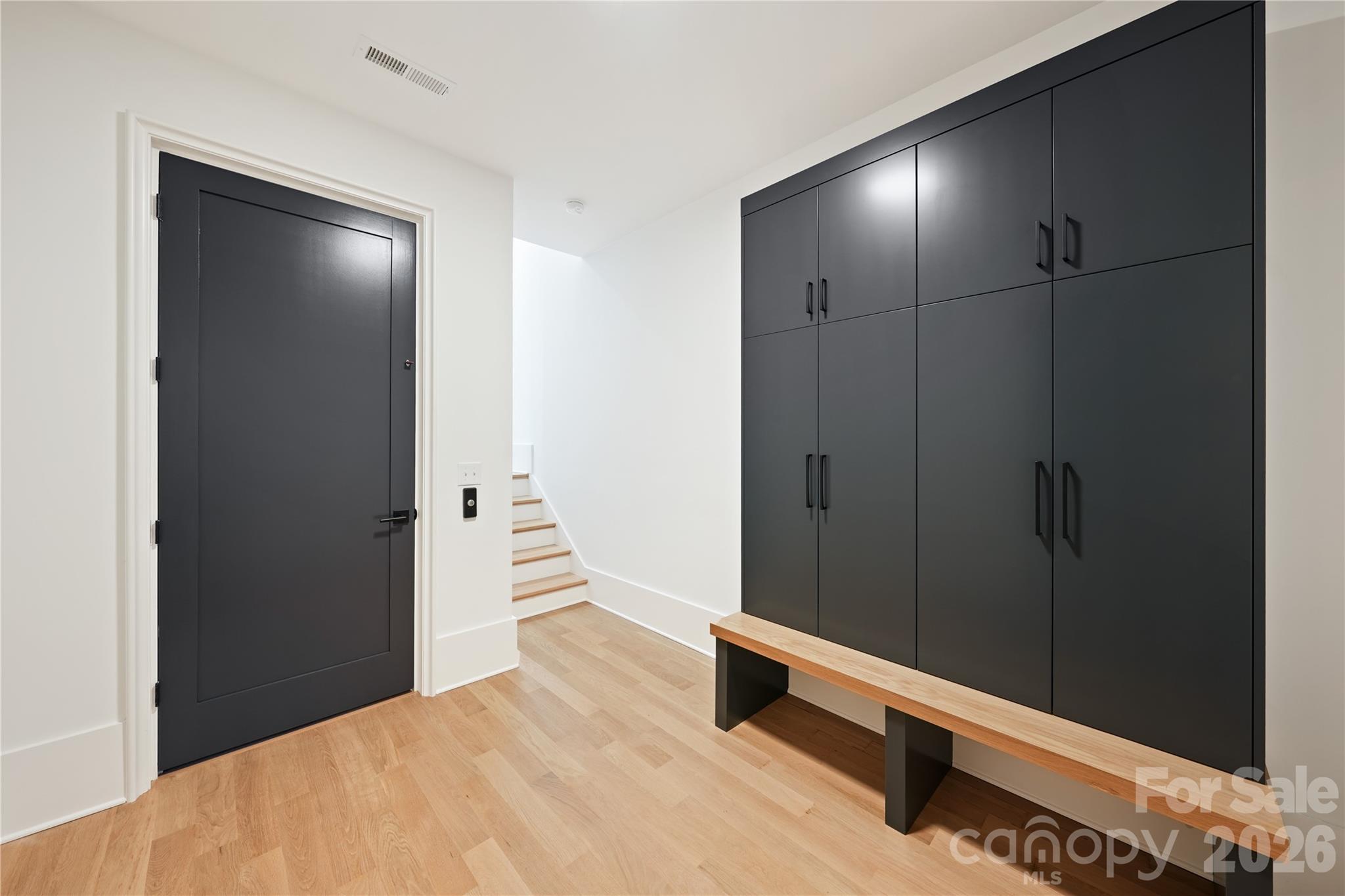1511 Waverly Avenue Property Photo 39