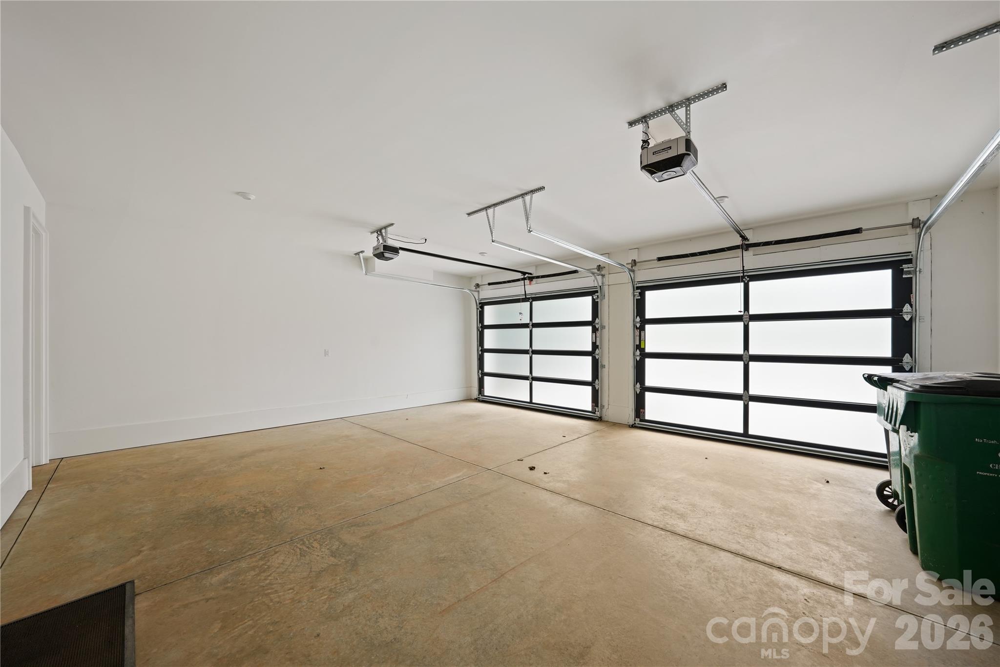 1511 Waverly Avenue Property Photo 40