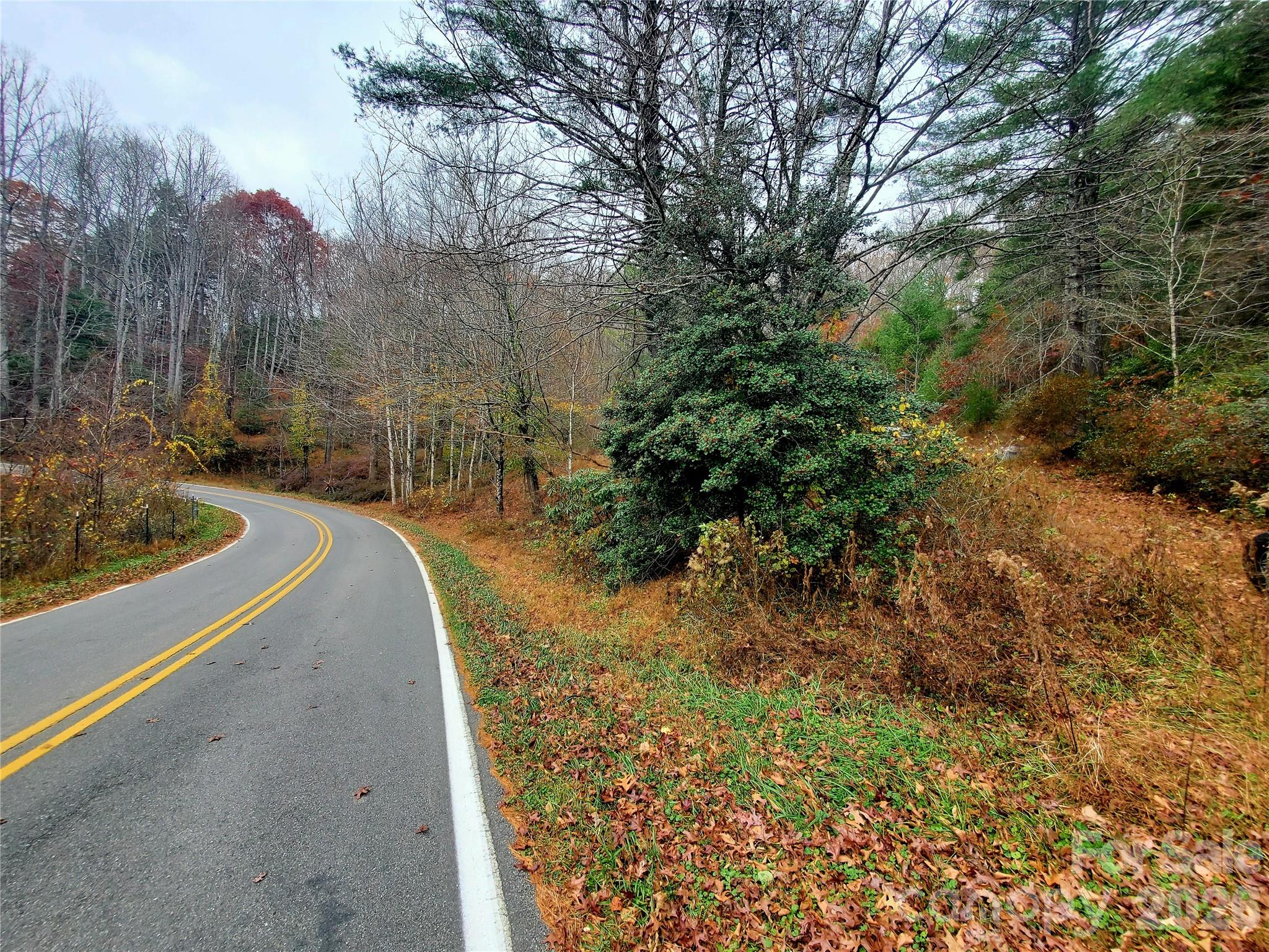 2701 Gouges Creek Road Property Photo 6