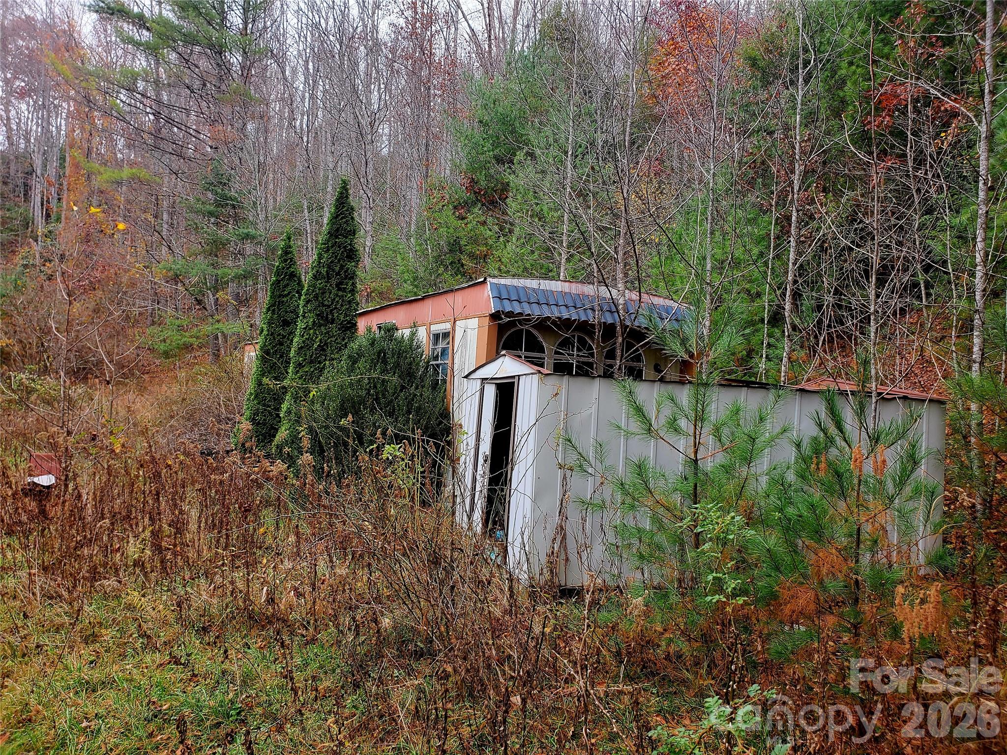 2701 Gouges Creek Road Property Photo 8