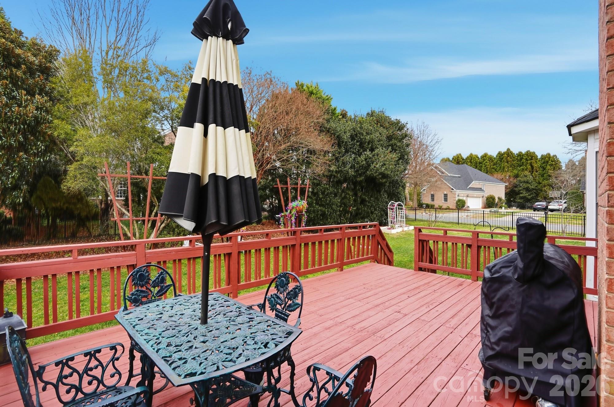 3304 Taviston Drive Property Photo 6