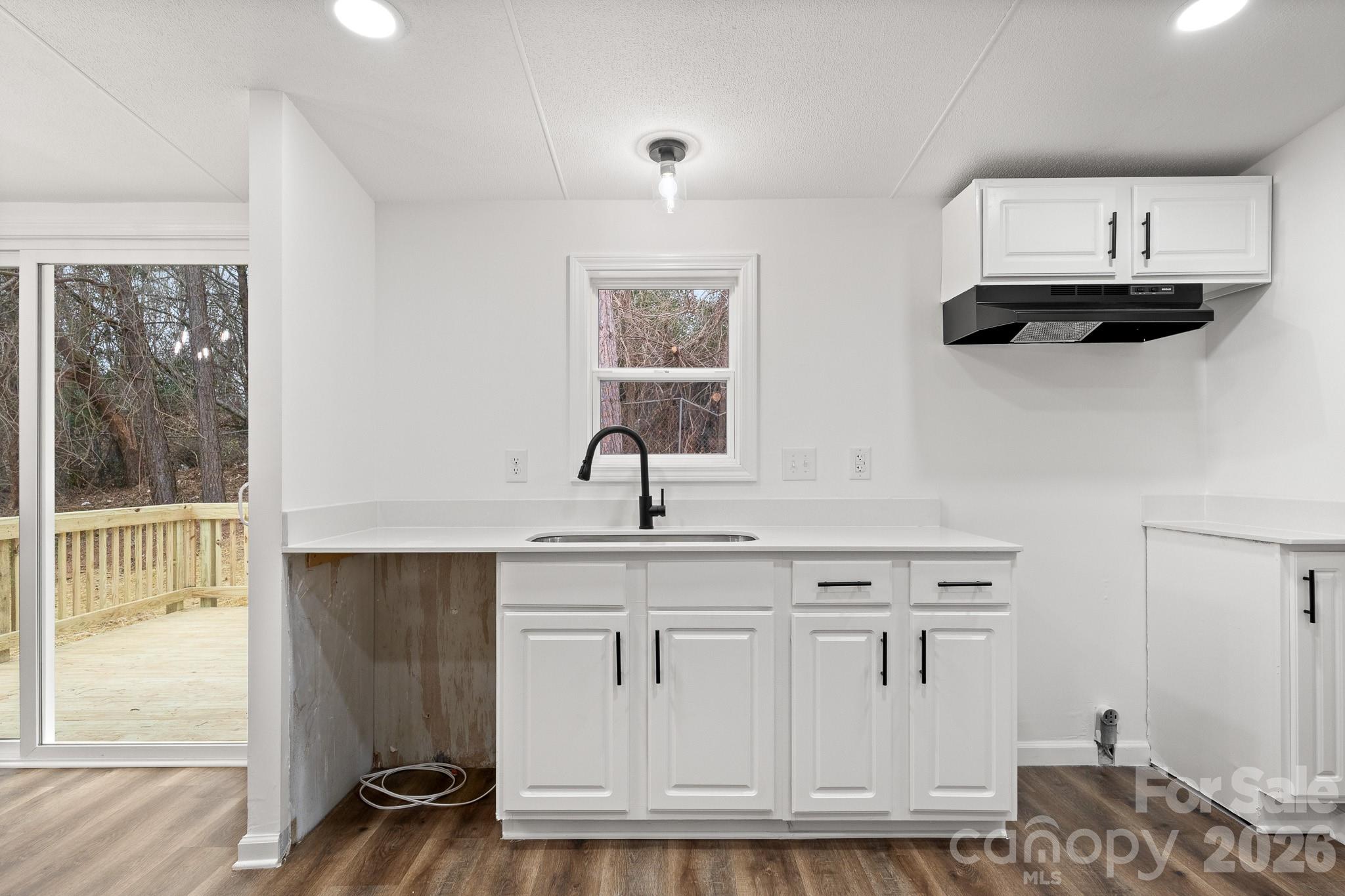 12332 Buxton Drive Property Photo 8