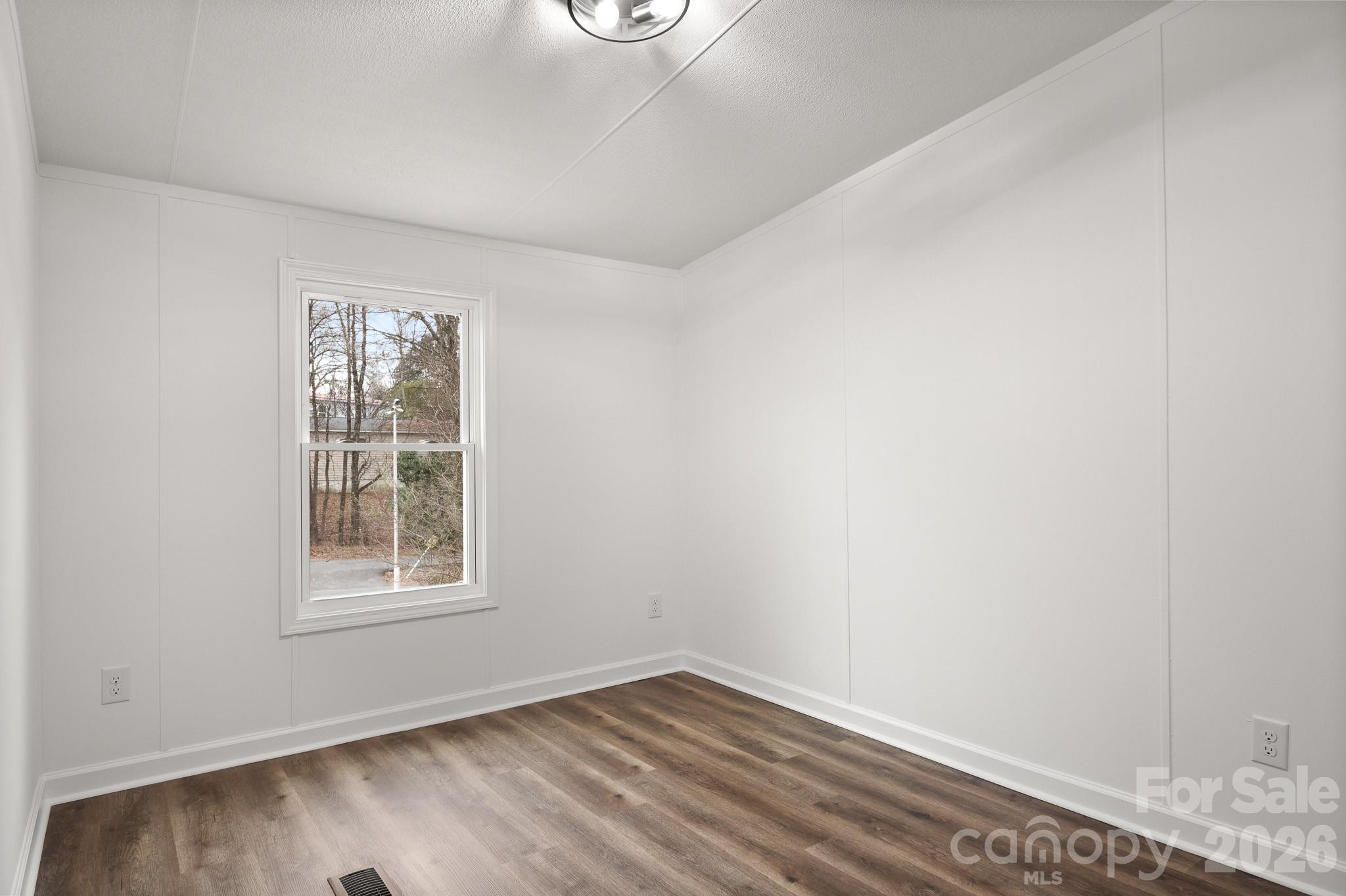 12332 Buxton Drive Property Photo 16