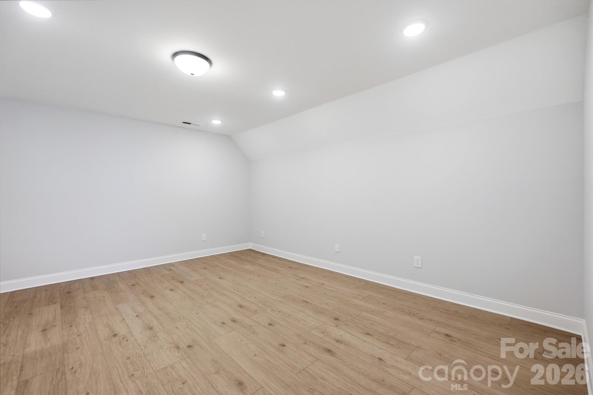 3077 Founding Fathers Drive Property Photo 32