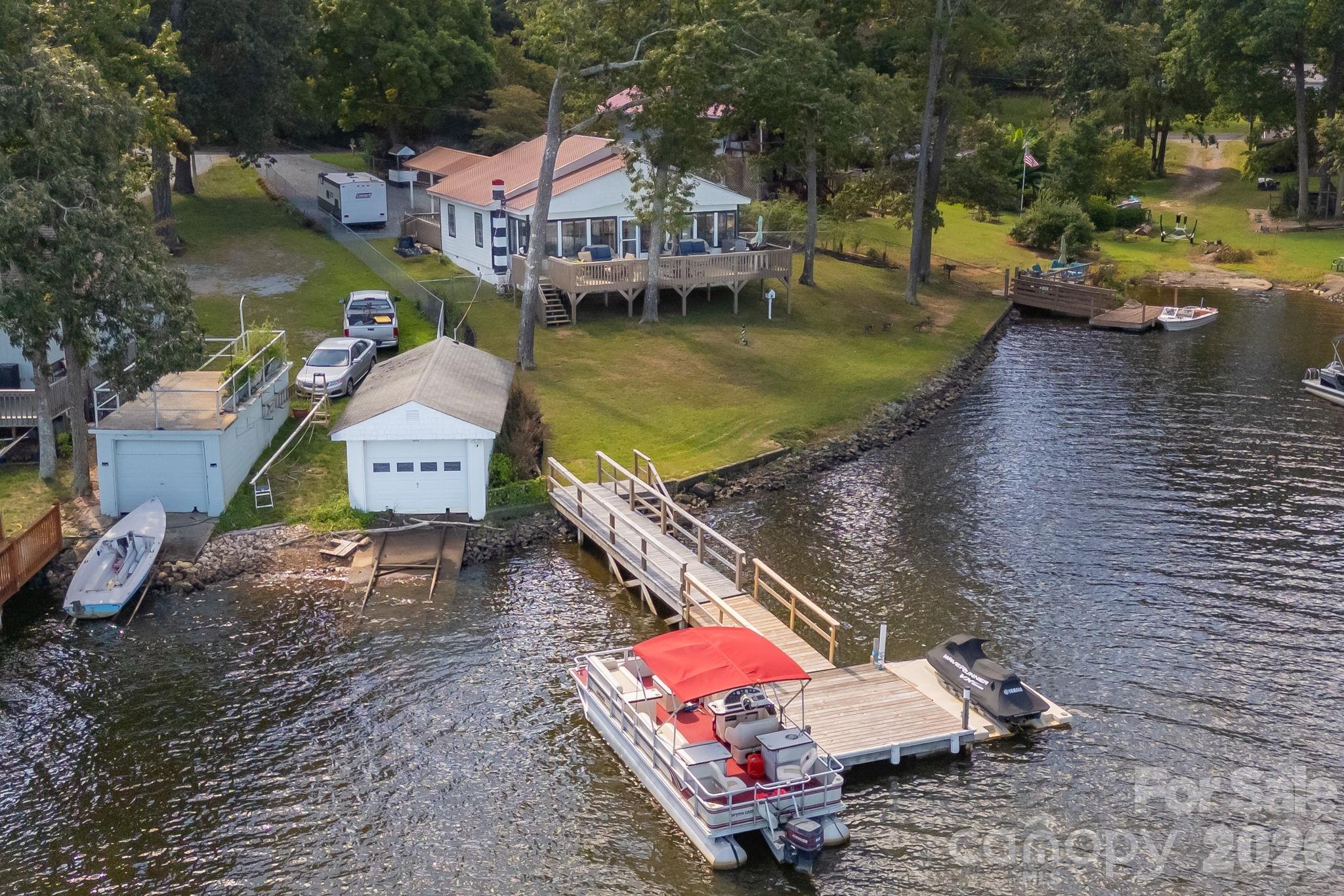 309 Shoreline Drive Property Photo 1