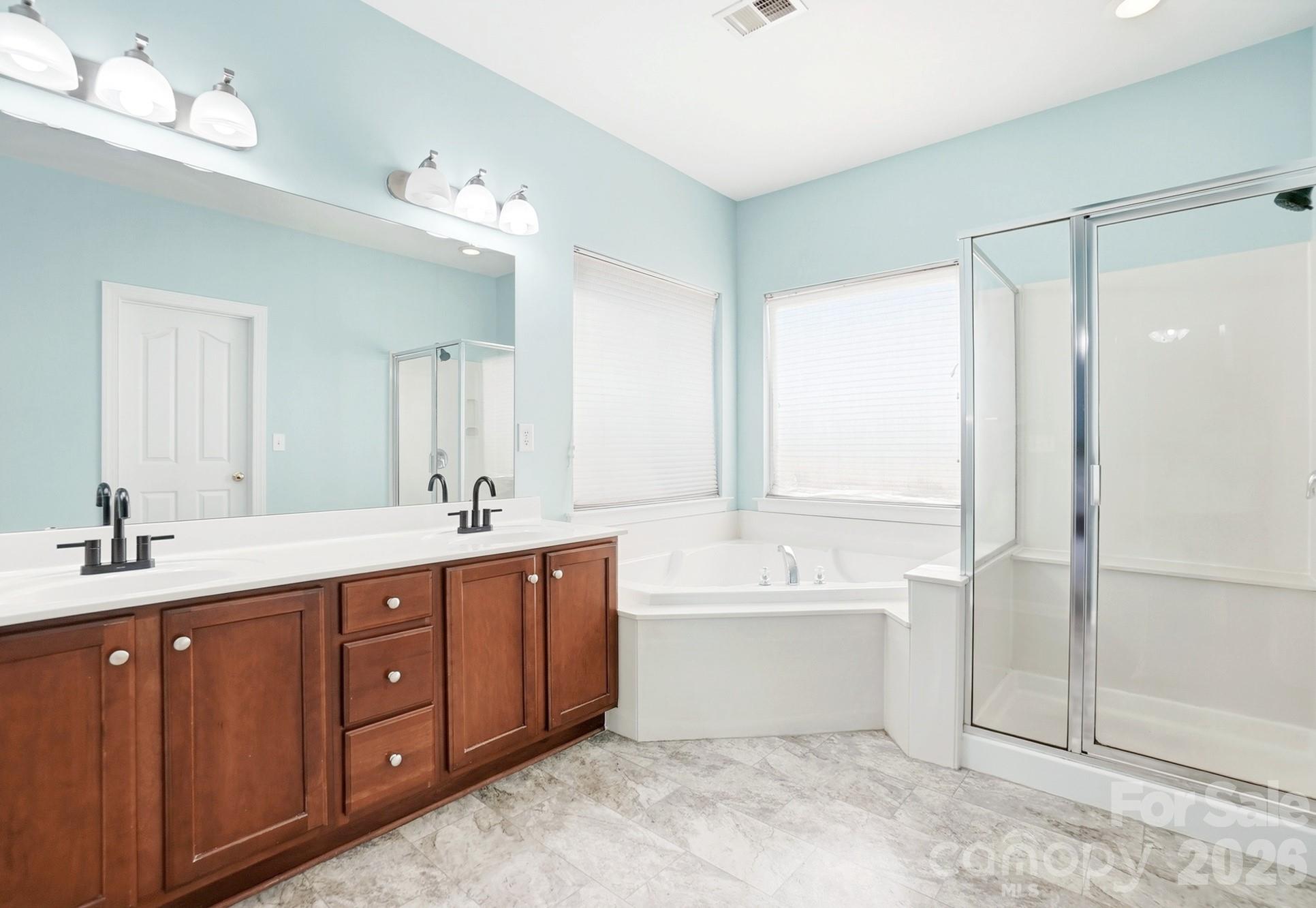 5008 Rosewater Lane Property Photo 26