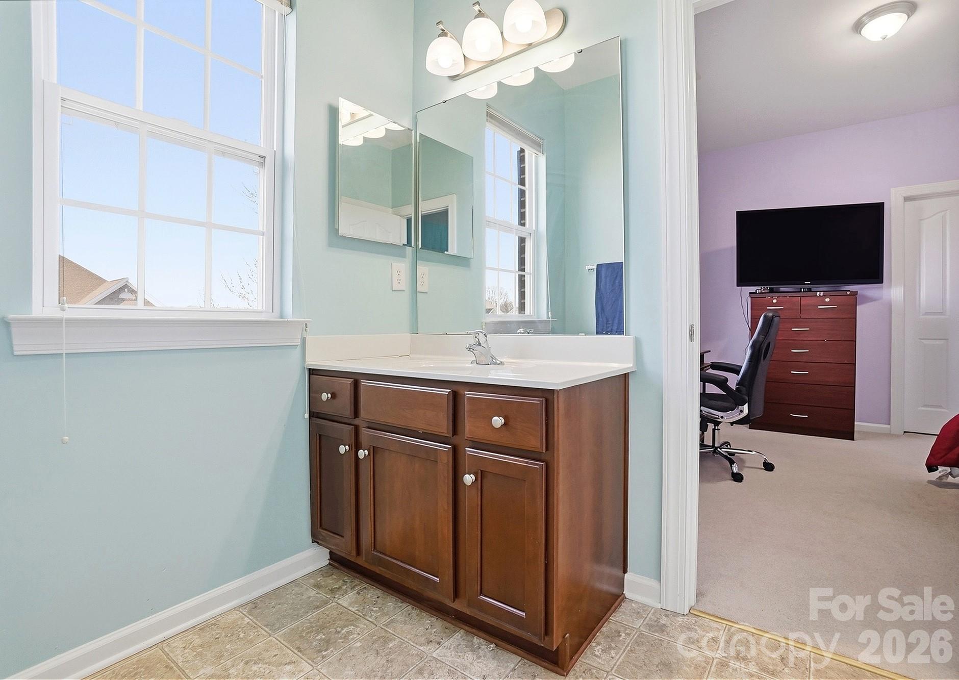 5008 Rosewater Lane Property Photo 28