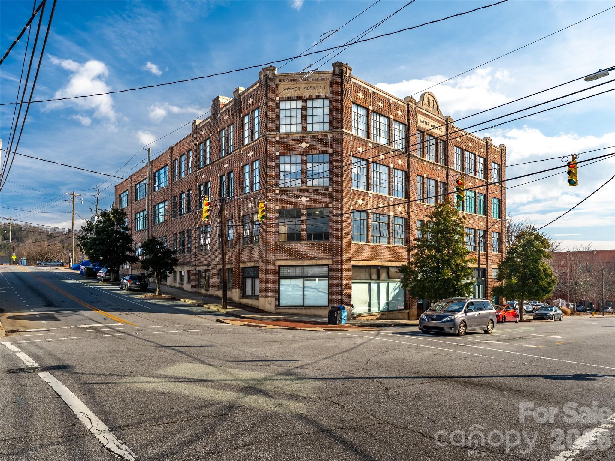 100 Coxe Avenue 408 Property Photo 1