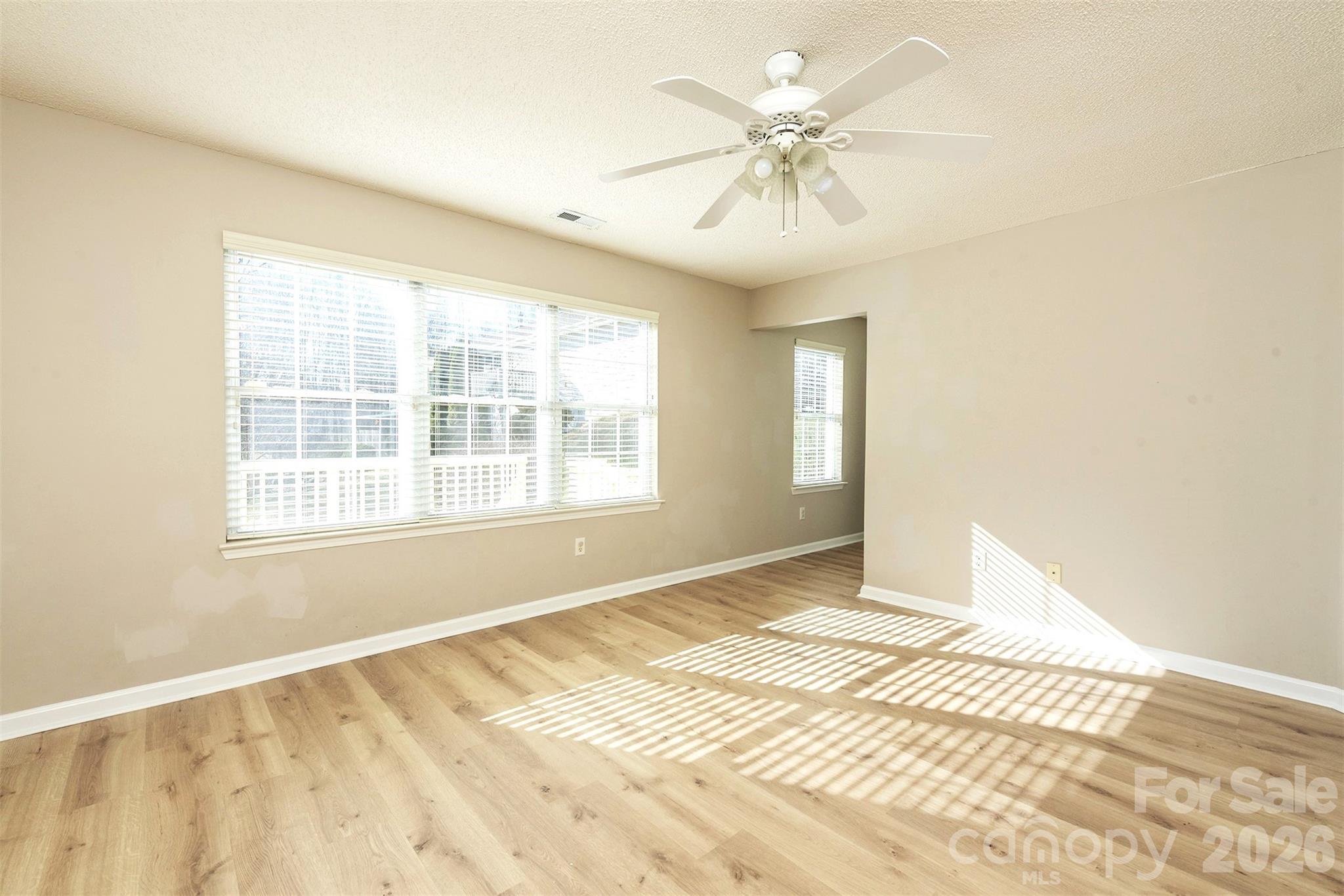 115 Creeks End Circle Property Photo 14