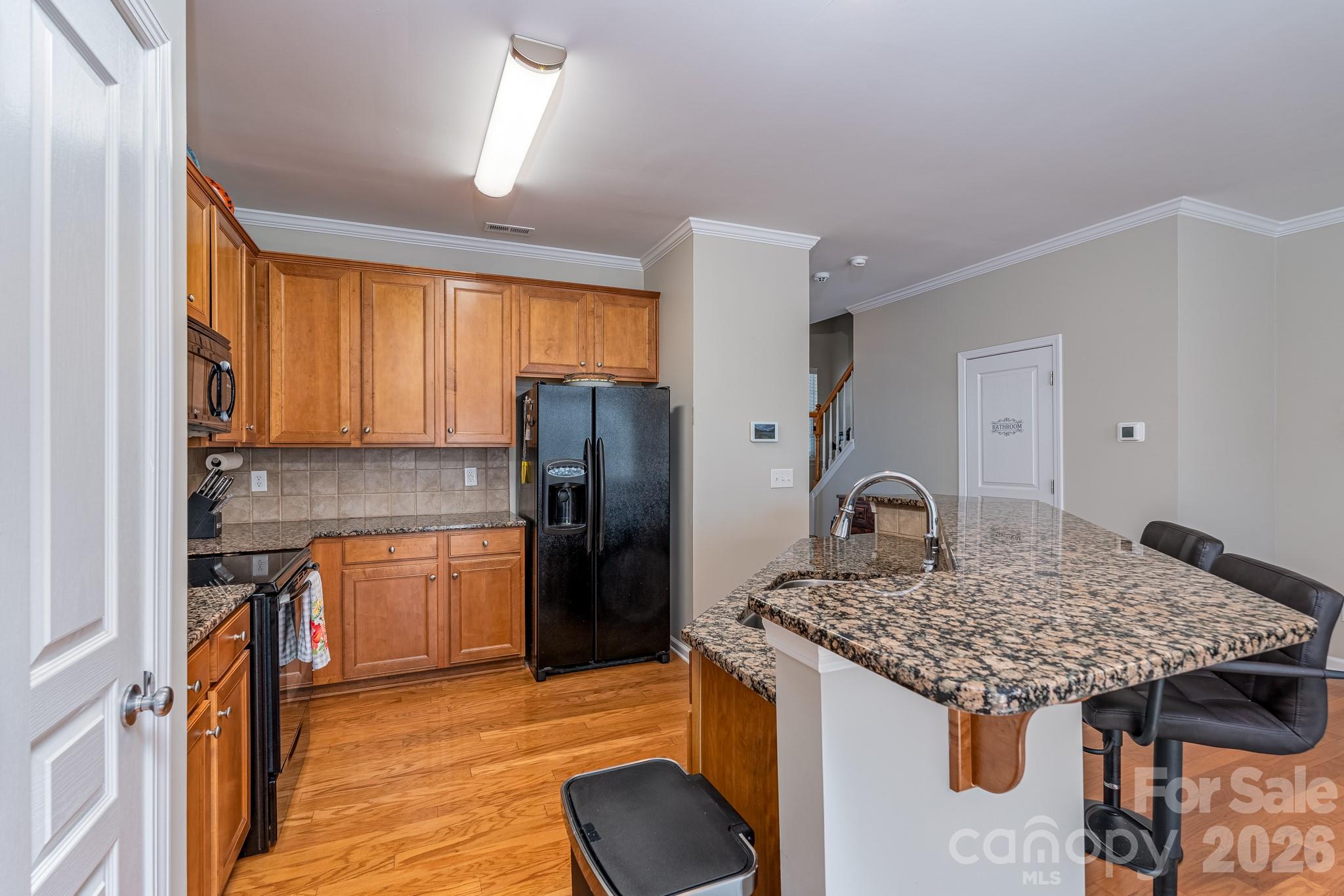 916 Coffee Tree Lane Property Photo 9