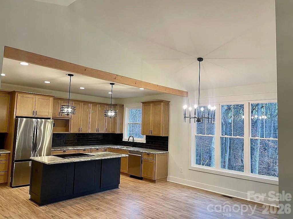 853 Spring Lake Drive Property Photo 21