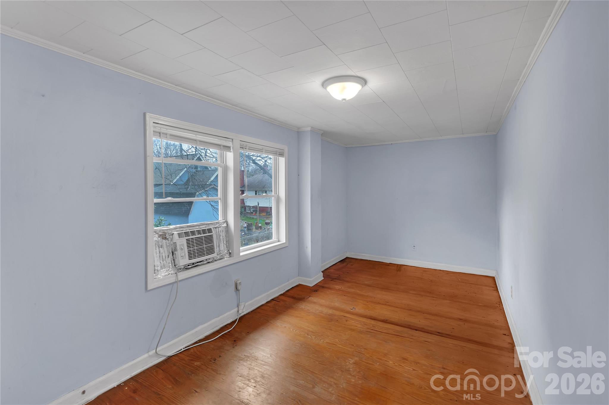 215 King Street Property Photo 26