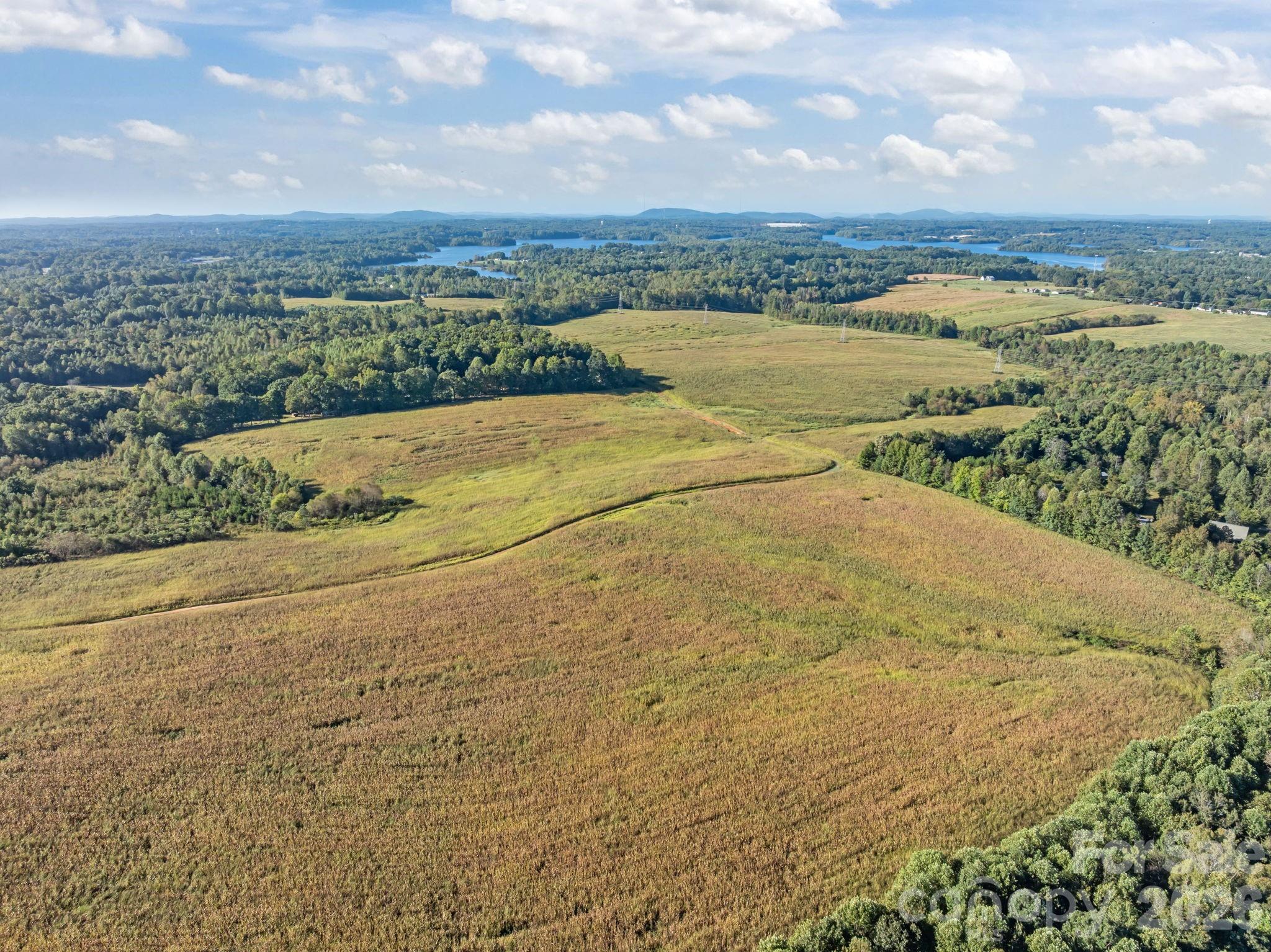 9135 Us 220 Alternate Highway Property Photo 1