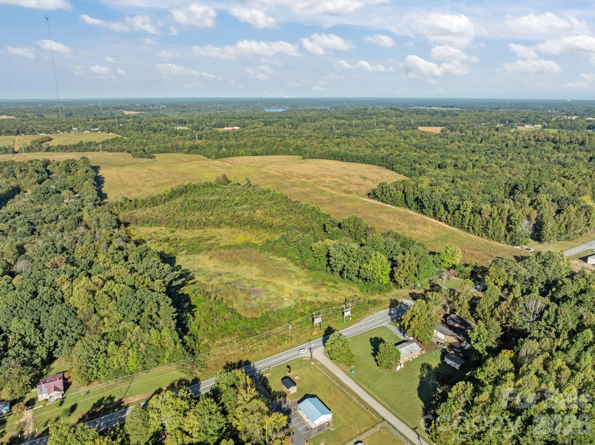 9135 Us 220 Alternate Highway Property Photo 2
