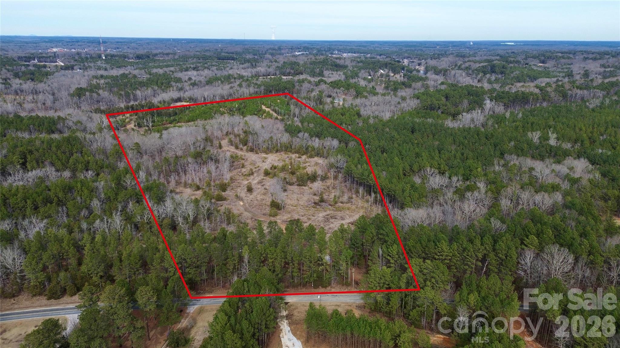 625 Skyline Drive Property Photo 2