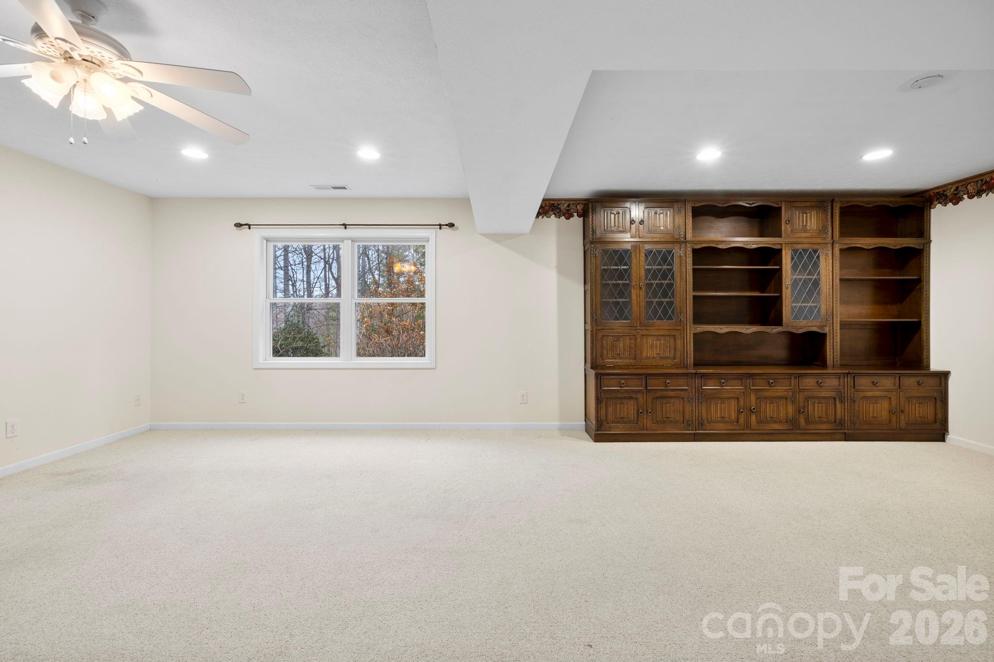 242 Carriage Summitt Way Property Photo 21