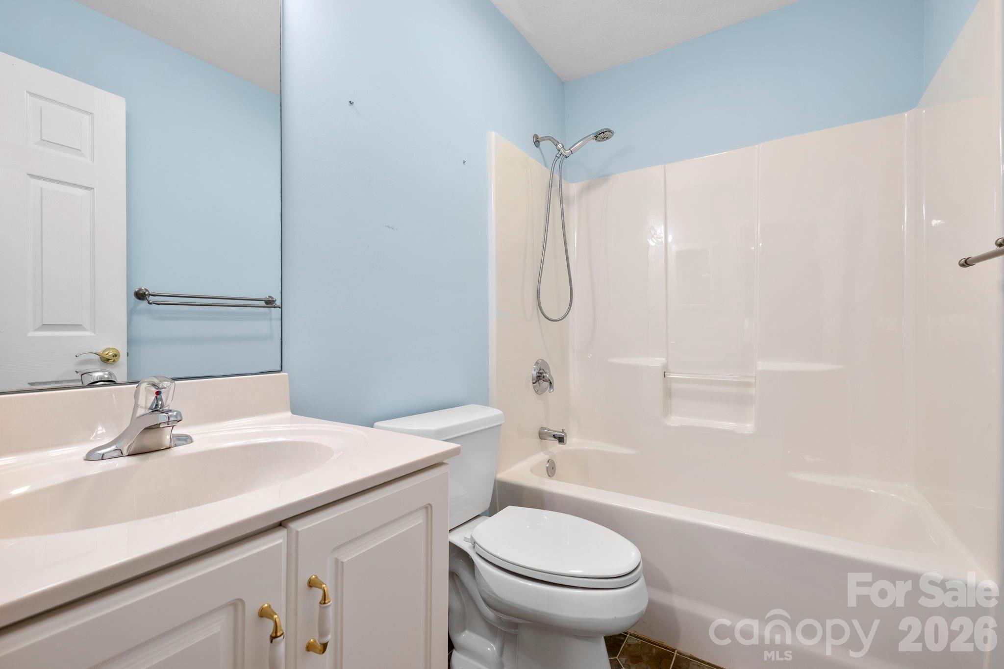 242 Carriage Summitt Way Property Photo 28