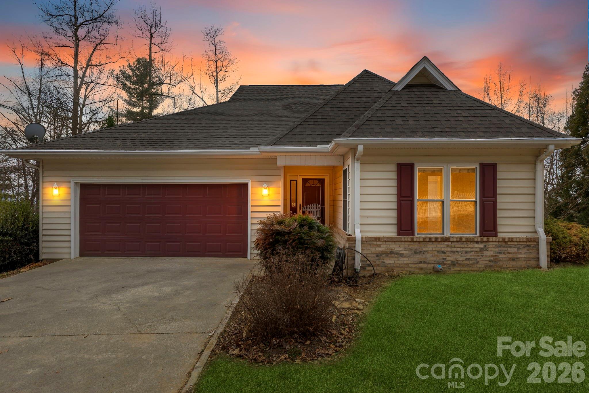 242 Carriage Summitt Way Property Photo 37