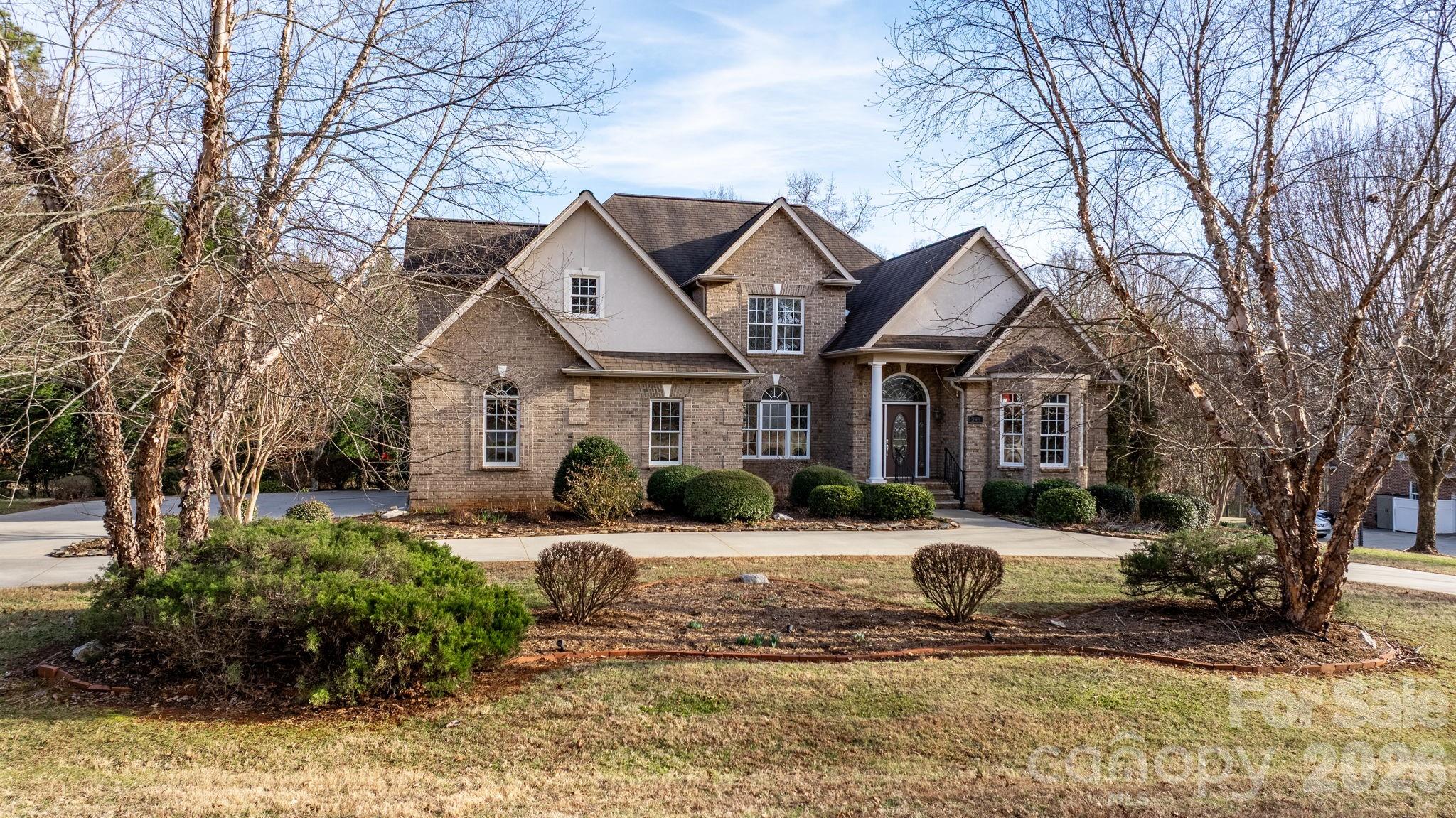 2301 Willow Creek Drive Property Photo 1
