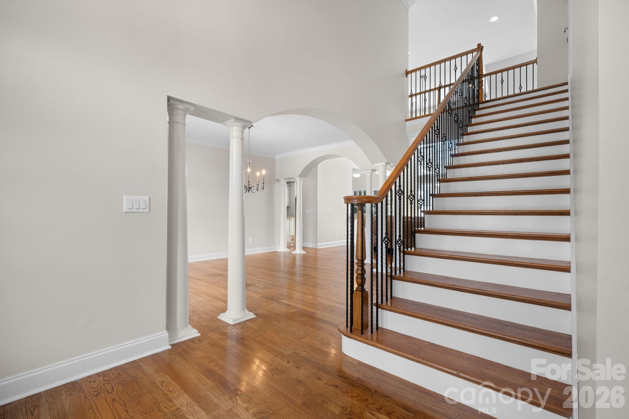 2301 Willow Creek Drive Property Photo 5