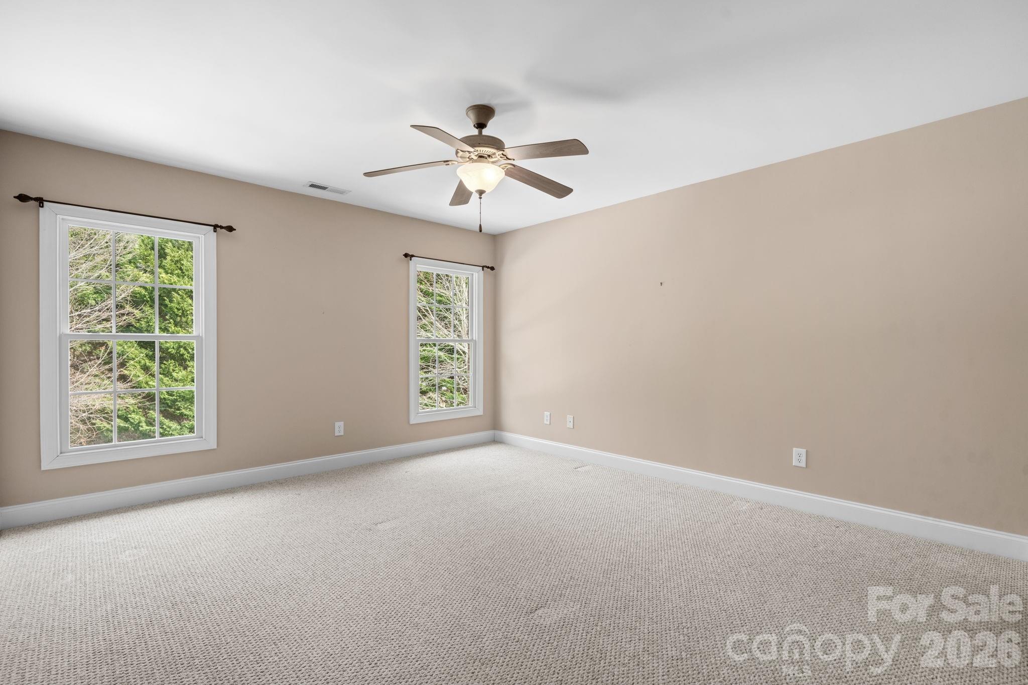 2301 Willow Creek Drive Property Photo 18