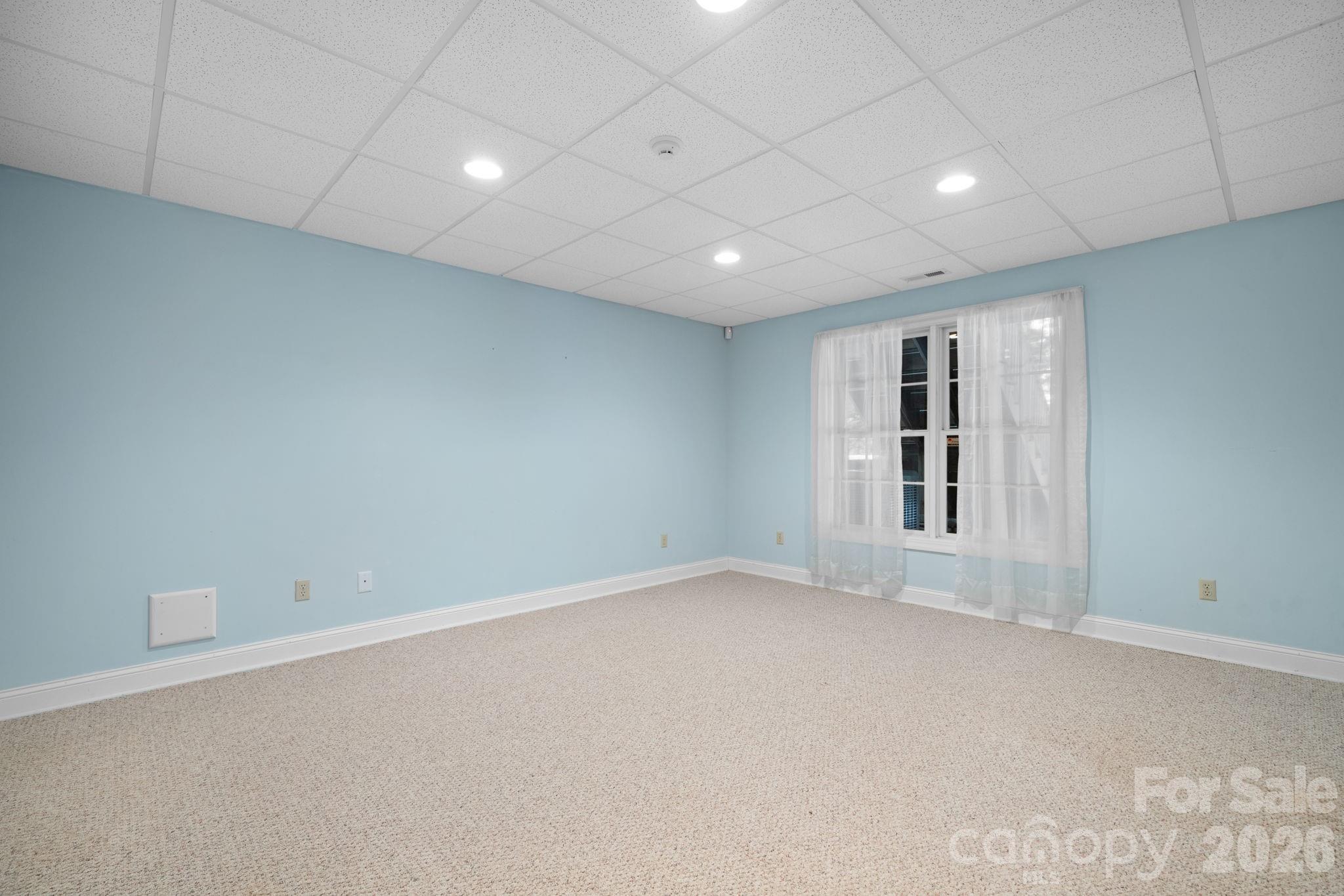 2301 Willow Creek Drive Property Photo 24