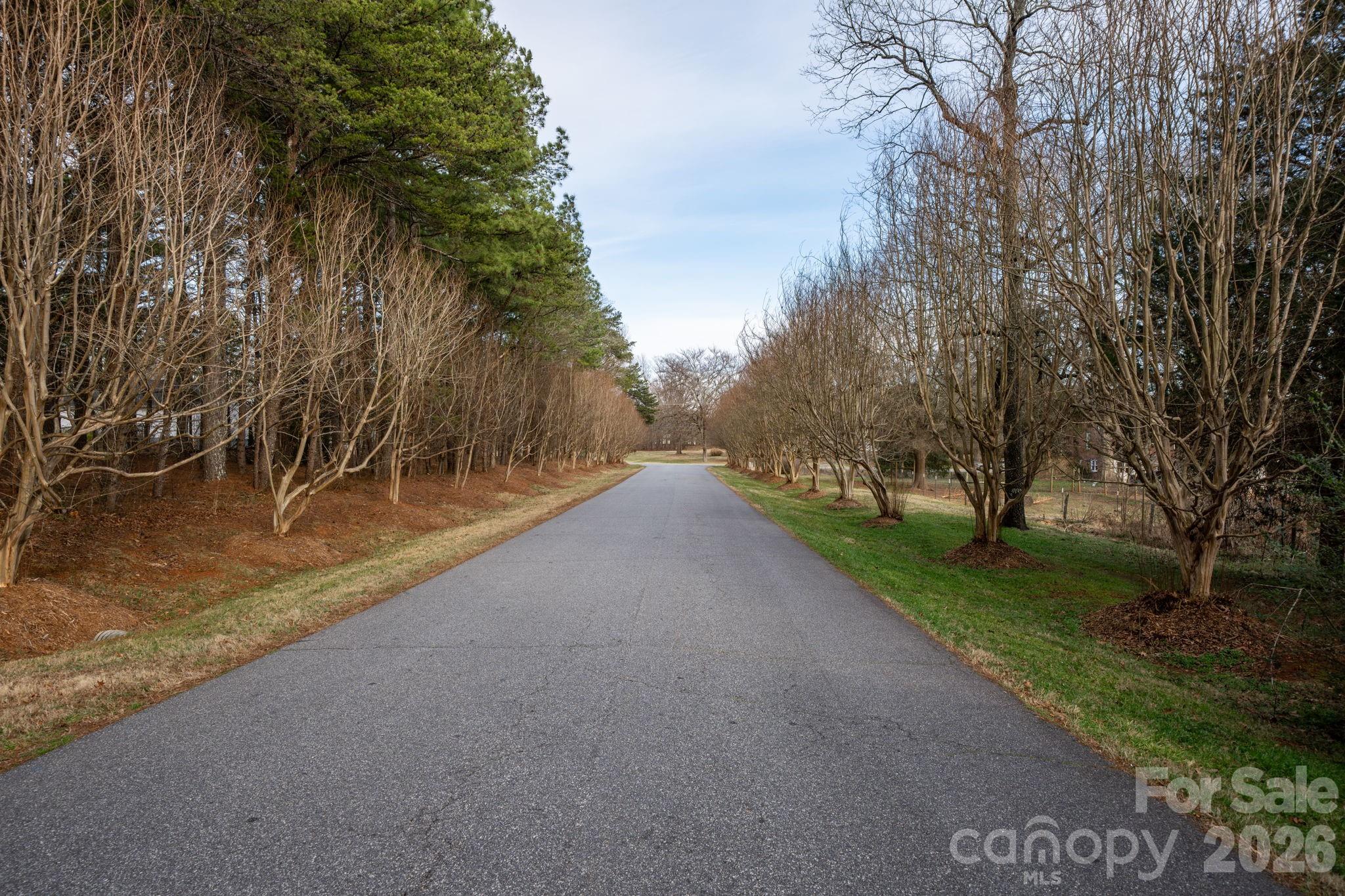 2301 Willow Creek Drive Property Photo 30