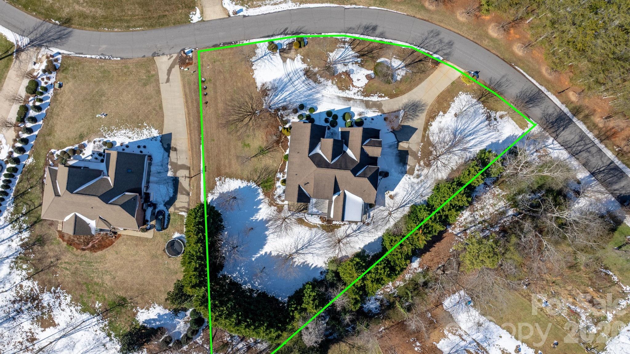 2301 Willow Creek Drive Property Photo 31