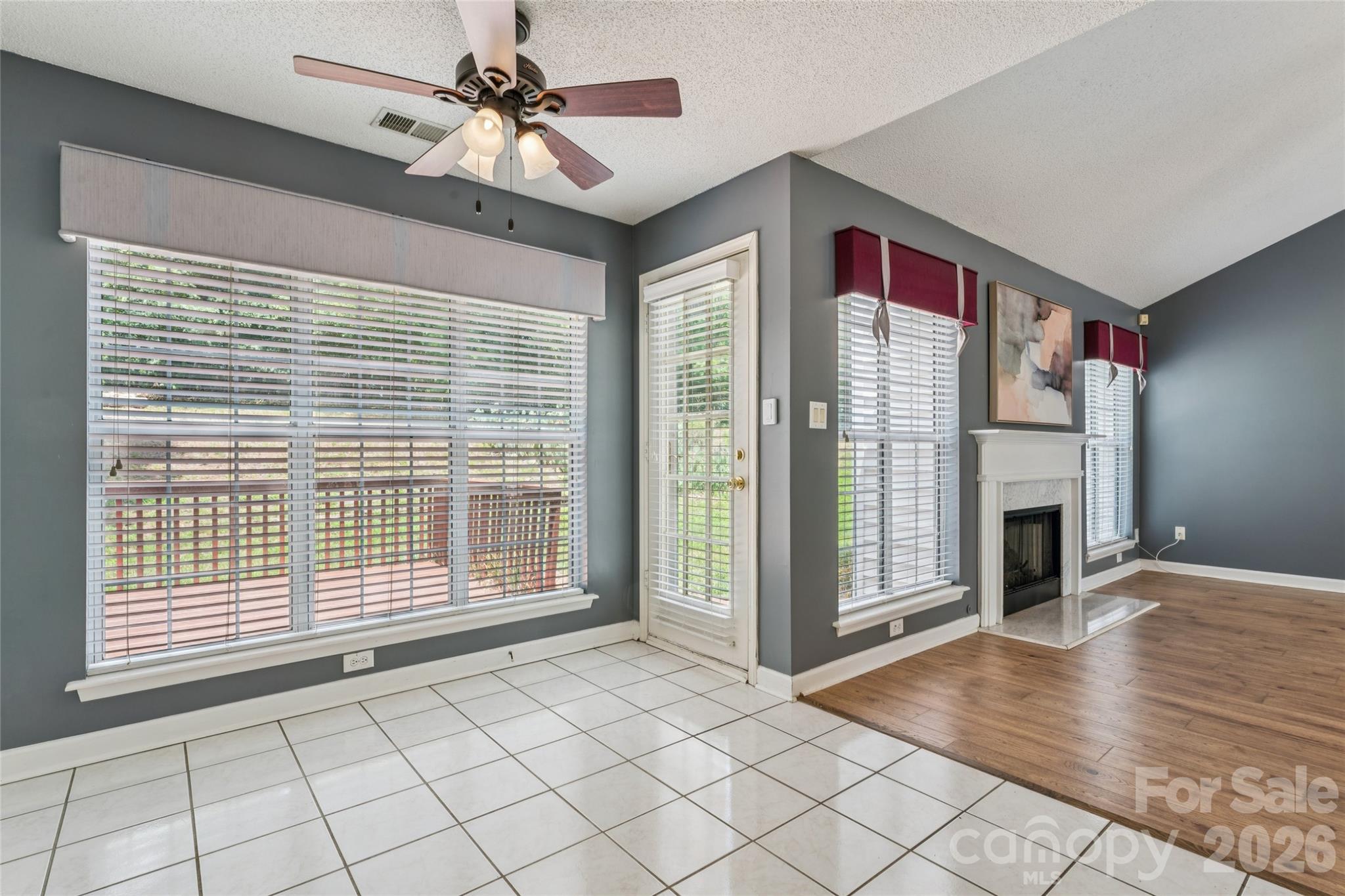 12408 Sandringham Place Property Photo 11