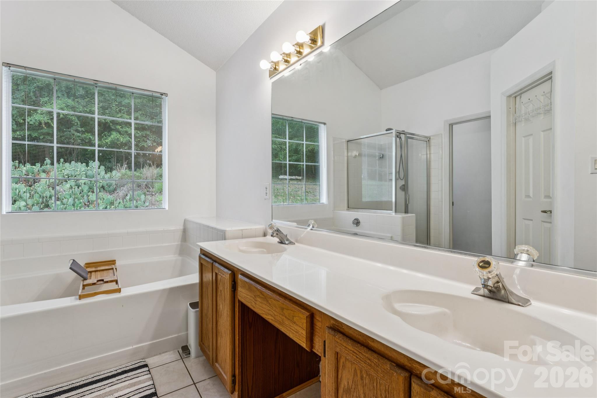 12408 Sandringham Place Property Photo 22