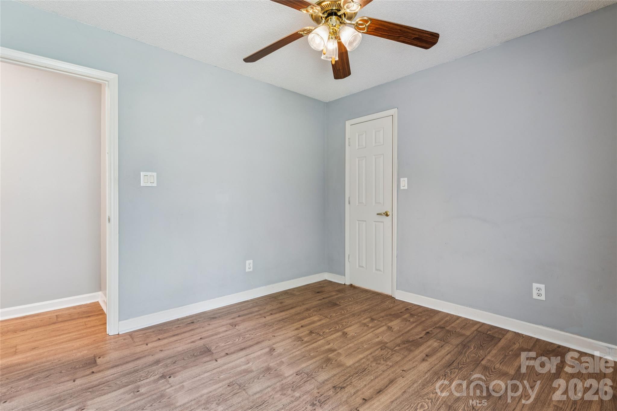 12408 Sandringham Place Property Photo 32