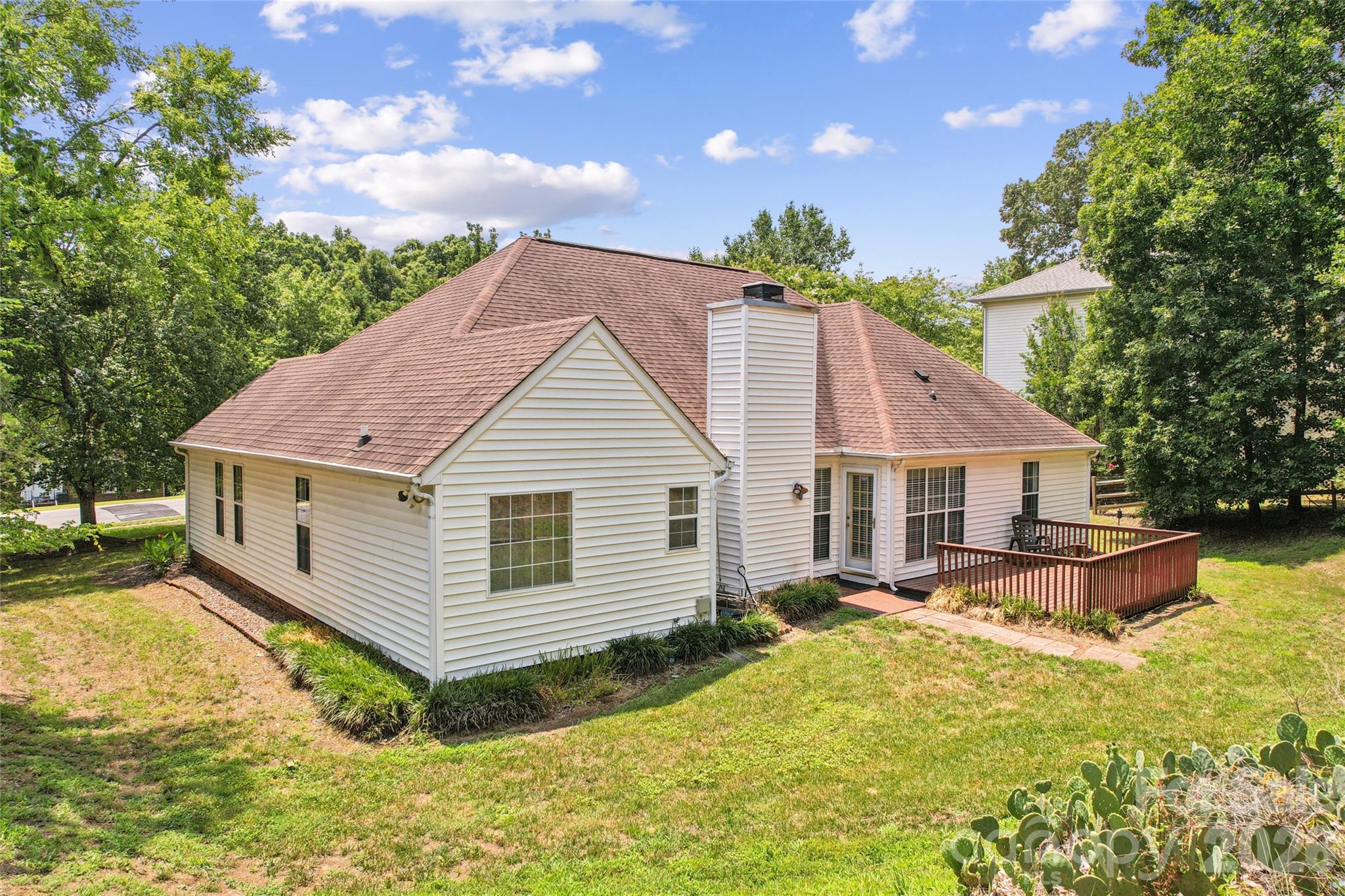 12408 Sandringham Place Property Photo 34