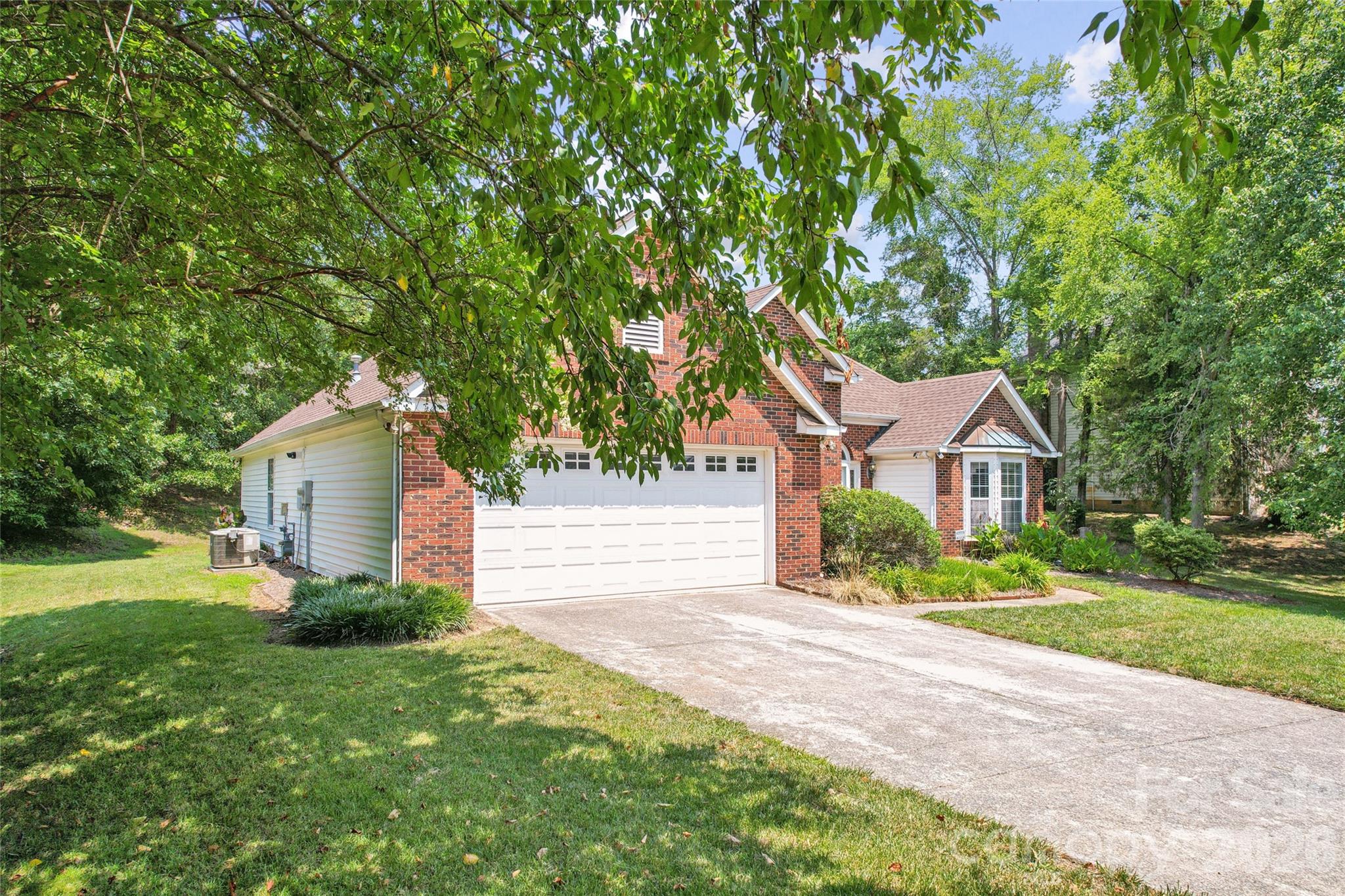 12408 Sandringham Place Property Photo 37