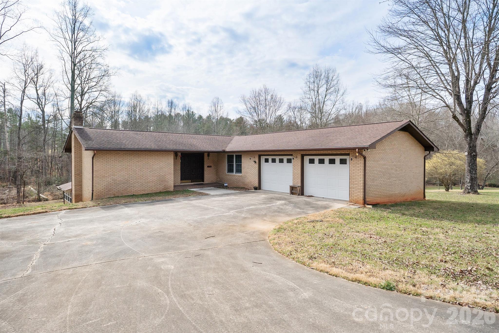 2153 S Fork Drive Property Photo 1