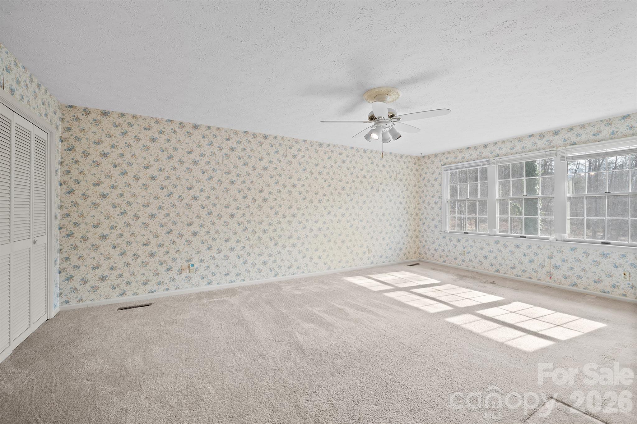 2153 S Fork Drive Property Photo 5