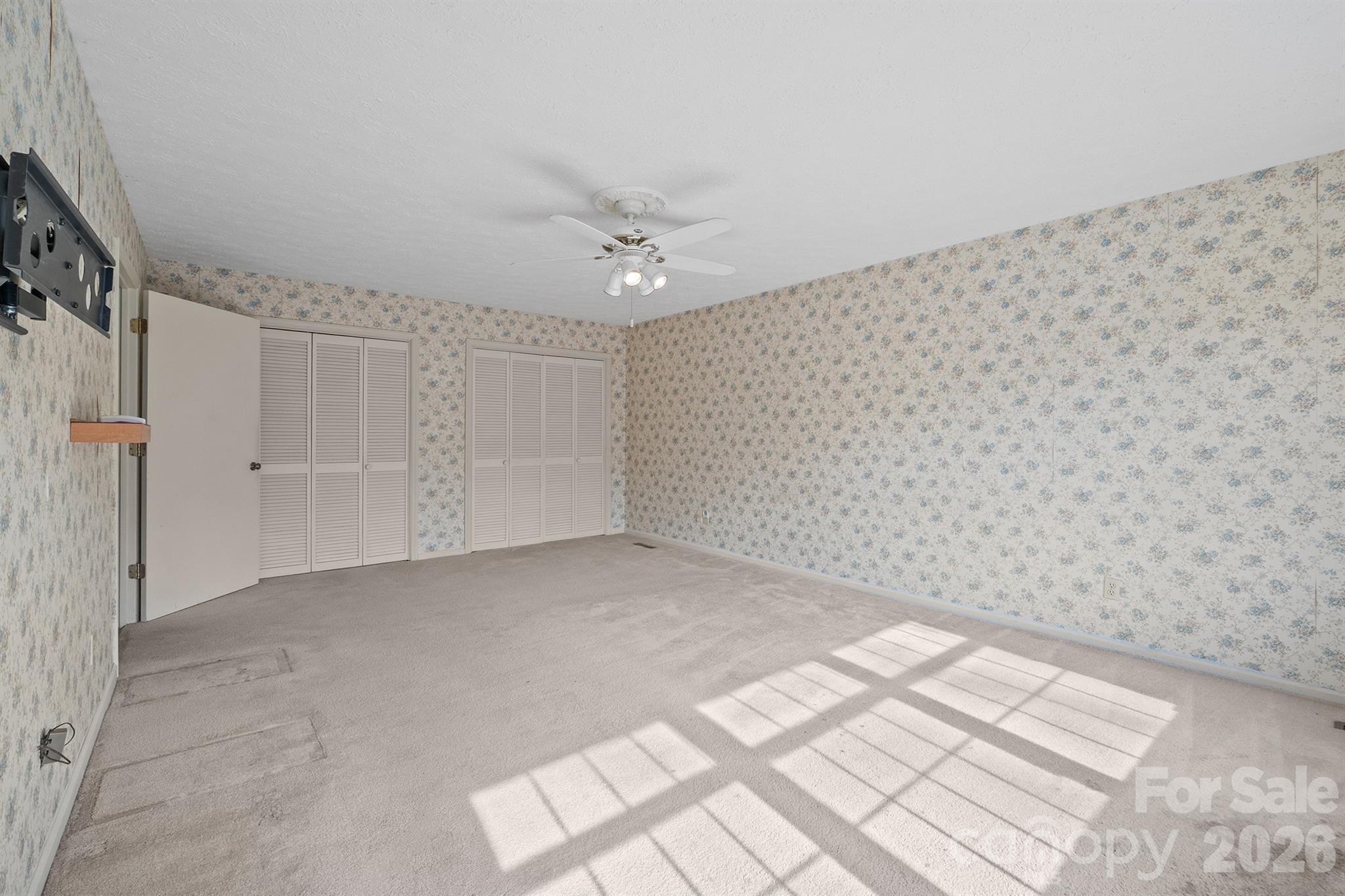 2153 S Fork Drive Property Photo 7