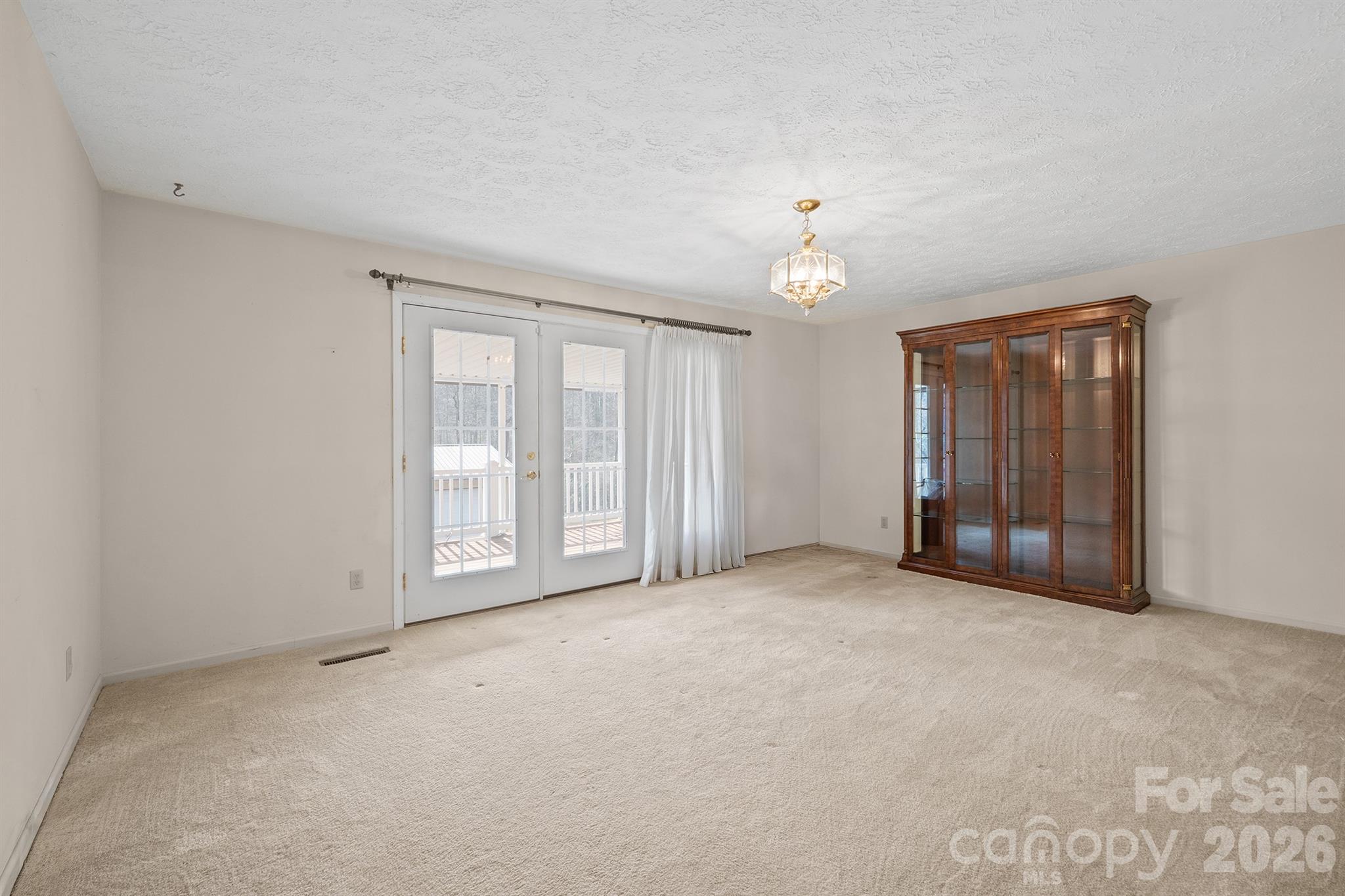 2153 S Fork Drive Property Photo 13