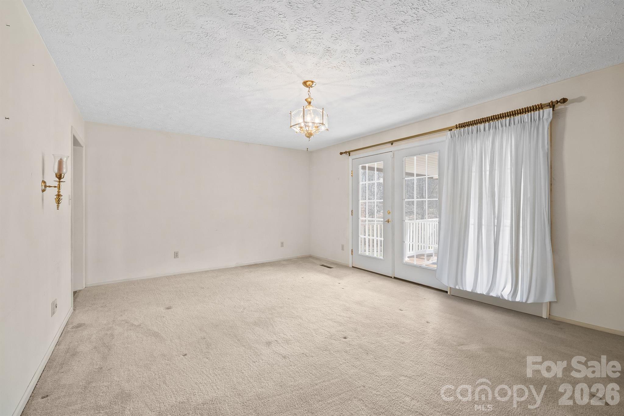 2153 S Fork Drive Property Photo 15