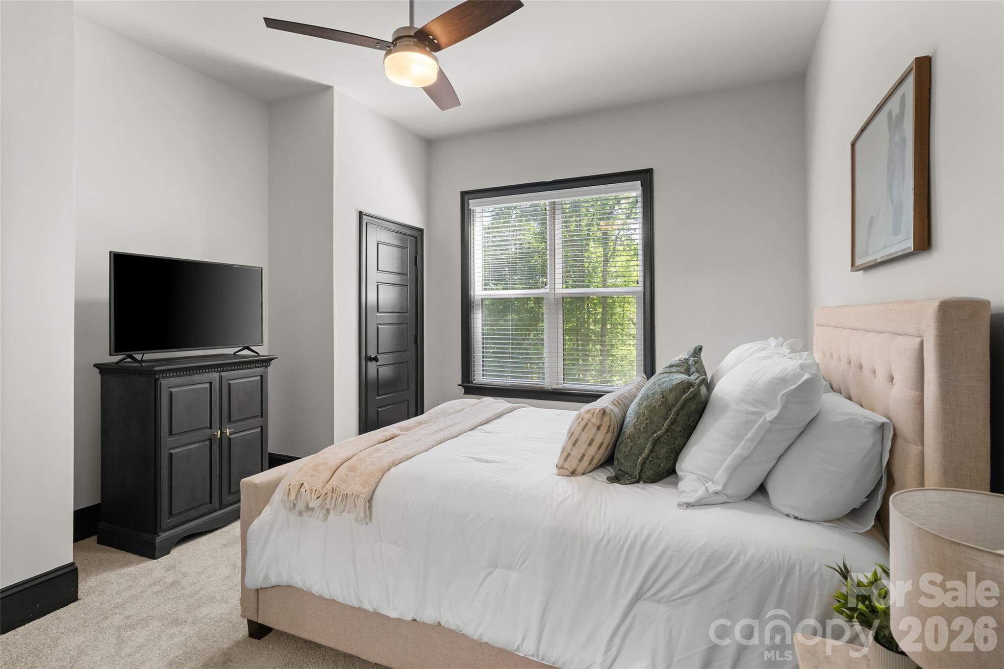 144 Walking Horse Trail Property Photo 11