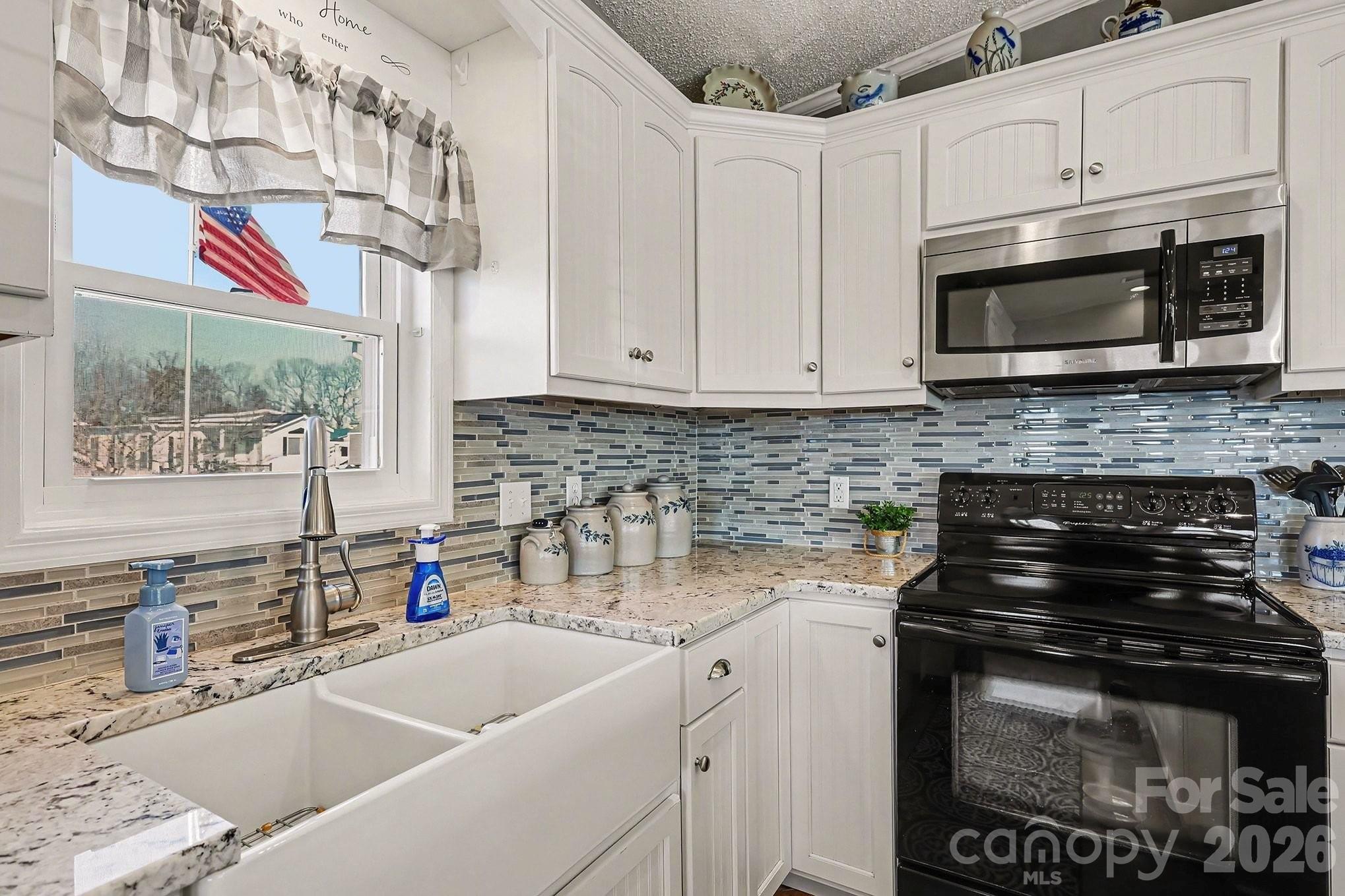 103 Oriole Road Property Photo 8
