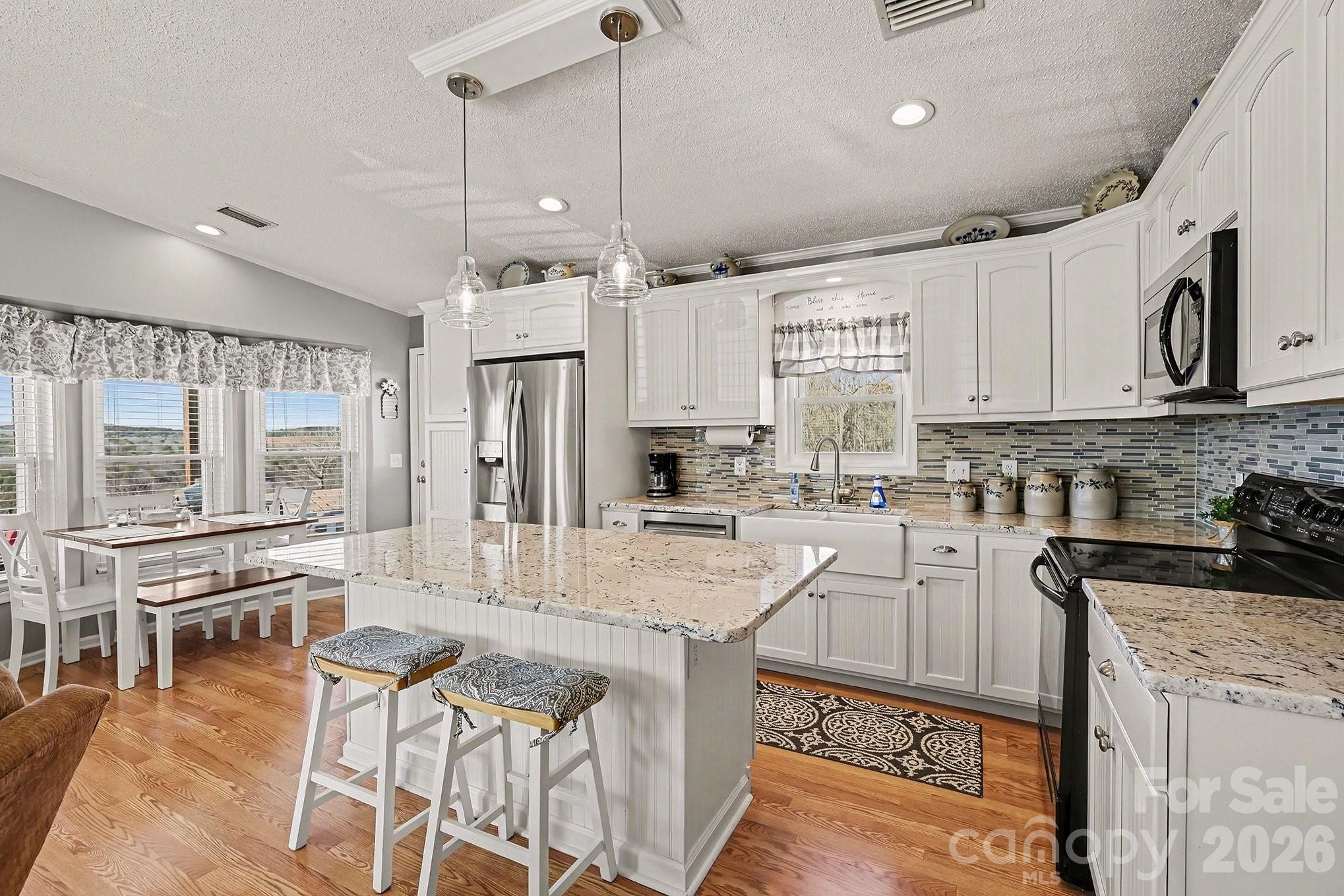 103 Oriole Road Property Photo 9