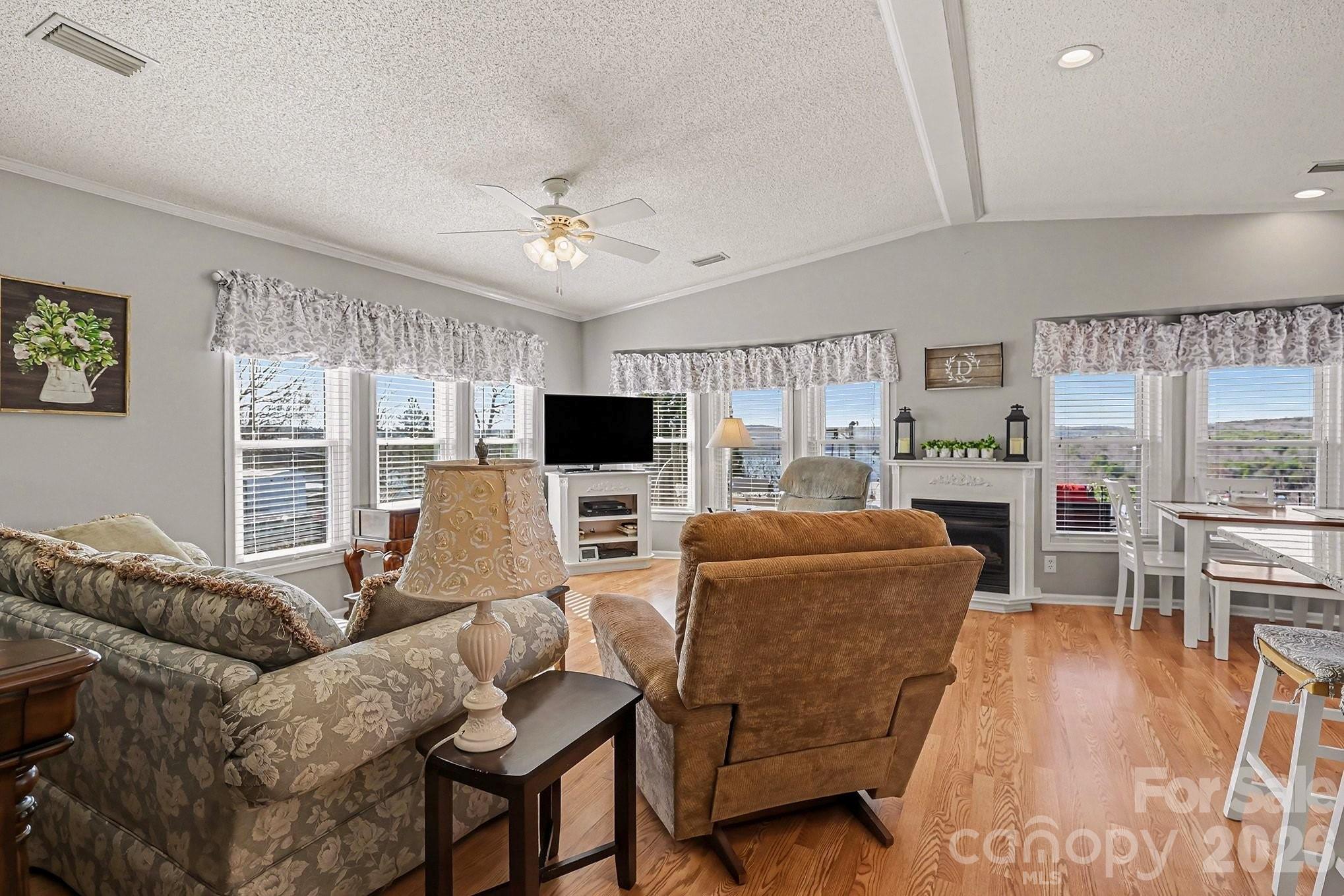 103 Oriole Road Property Photo 10