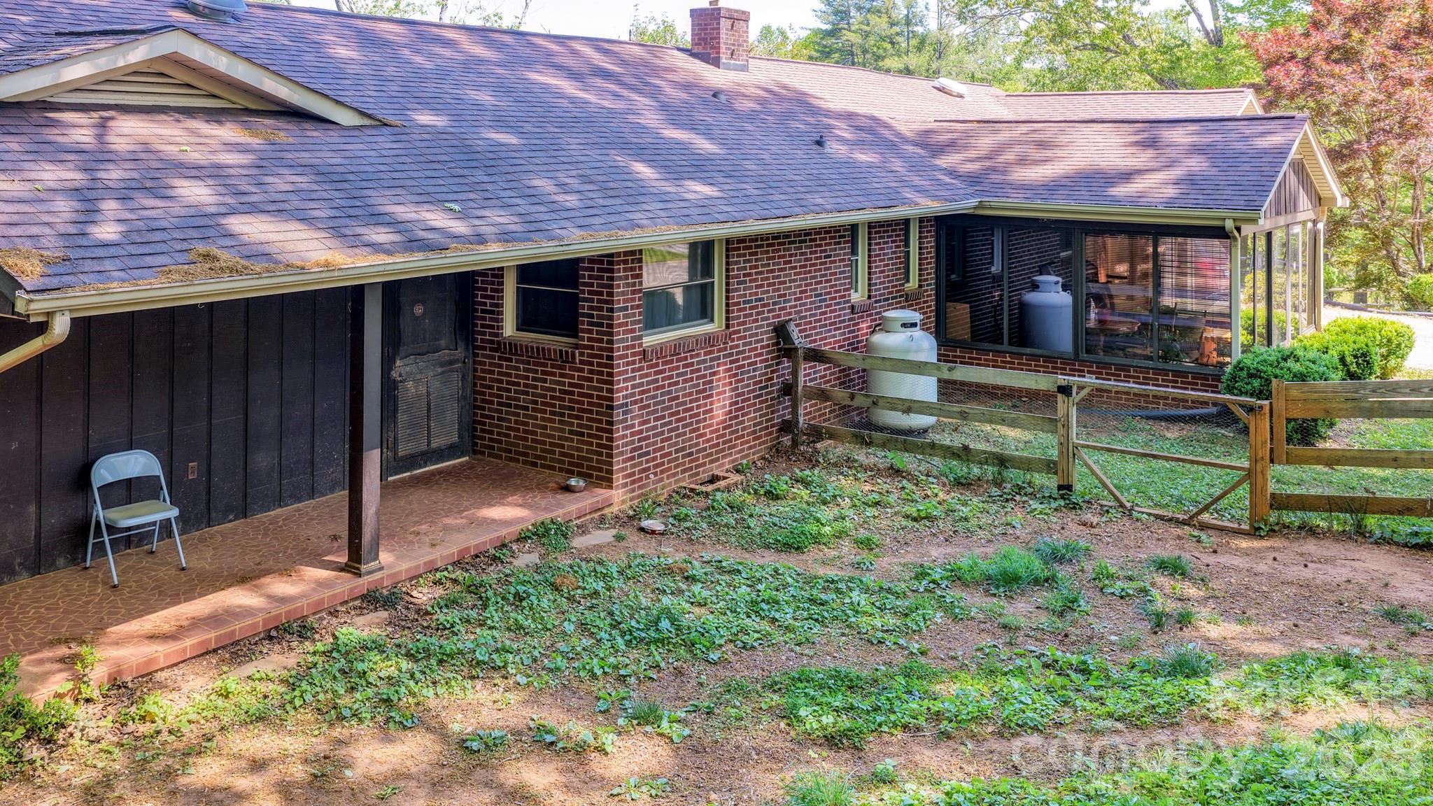 1188 Us Hwy 74 Highway Property Photo 3