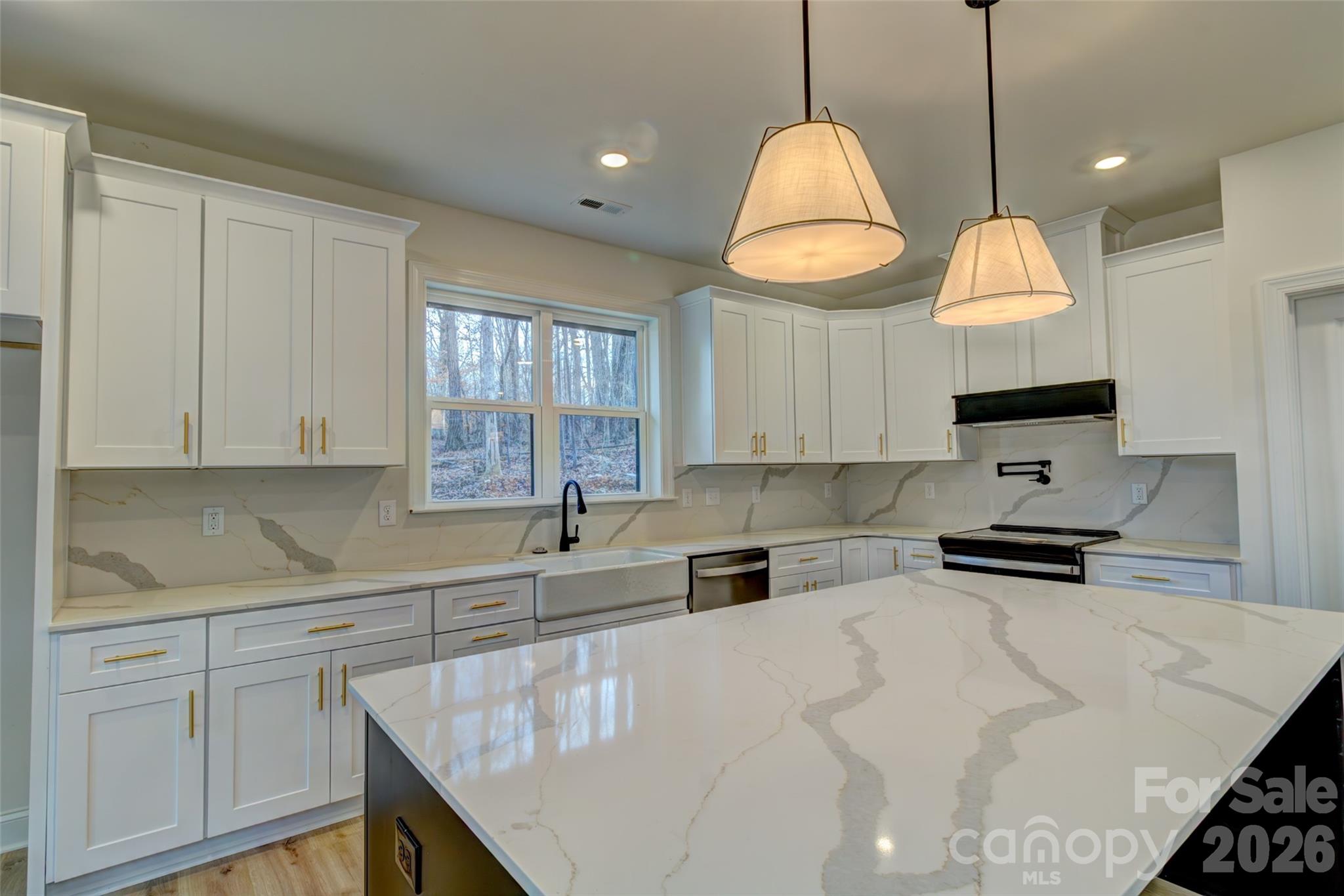 1041 Harrogate Drive Property Photo 17