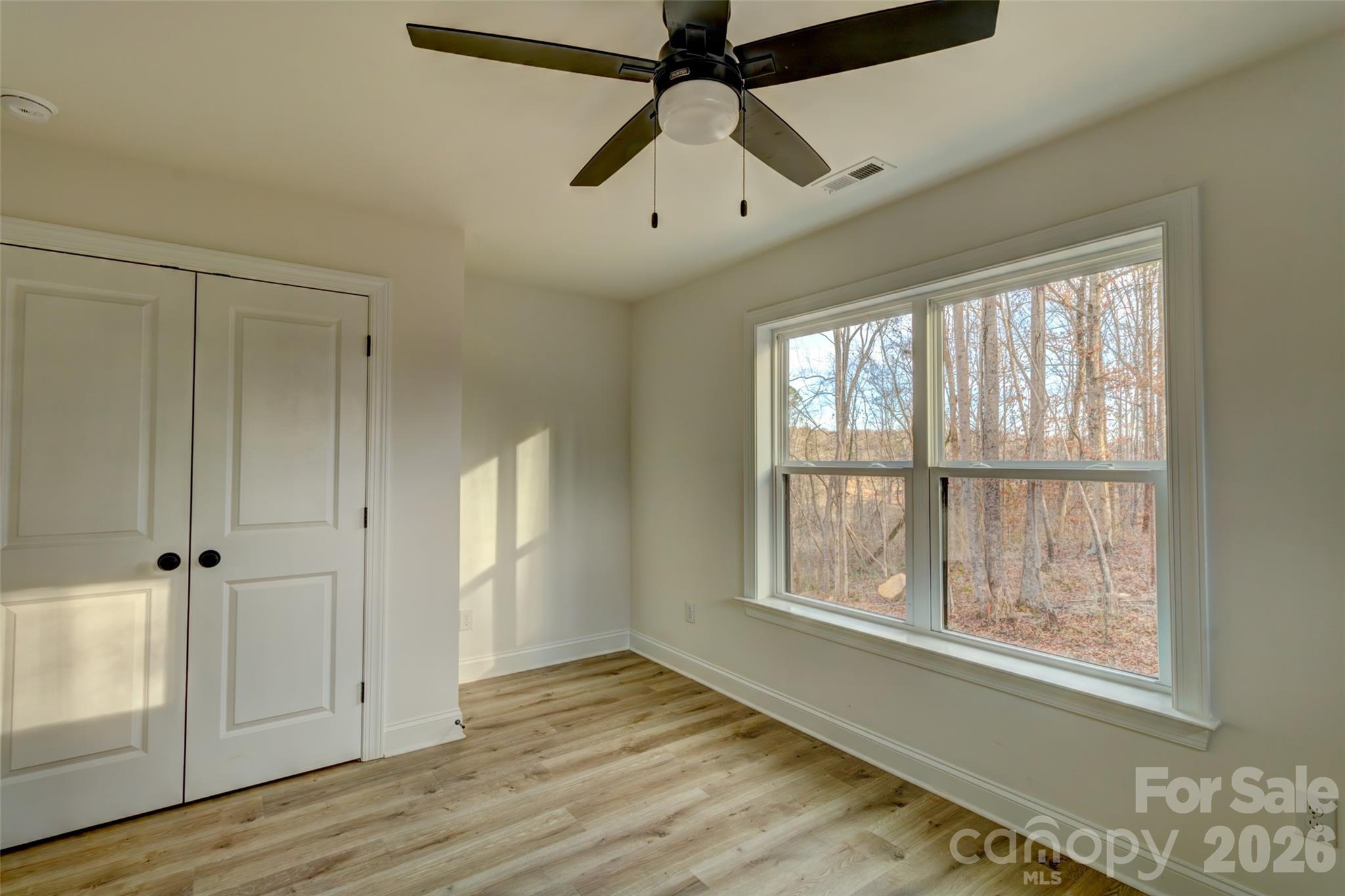 1041 Harrogate Drive Property Photo 23