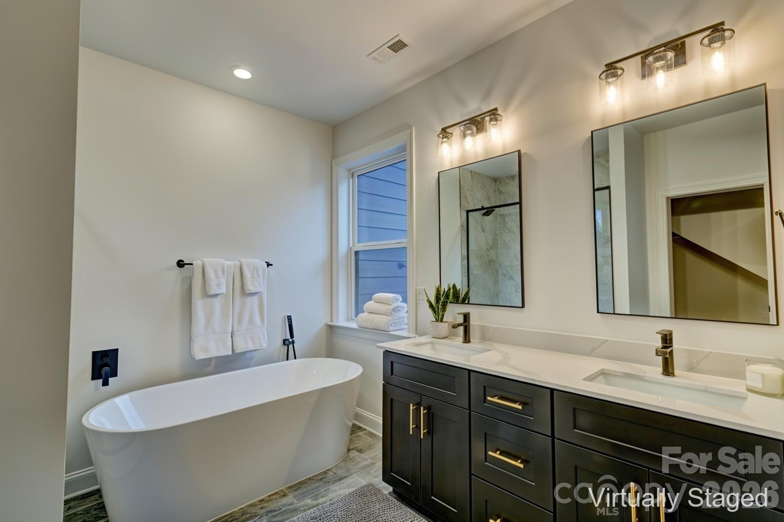 1041 Harrogate Drive Property Photo 25