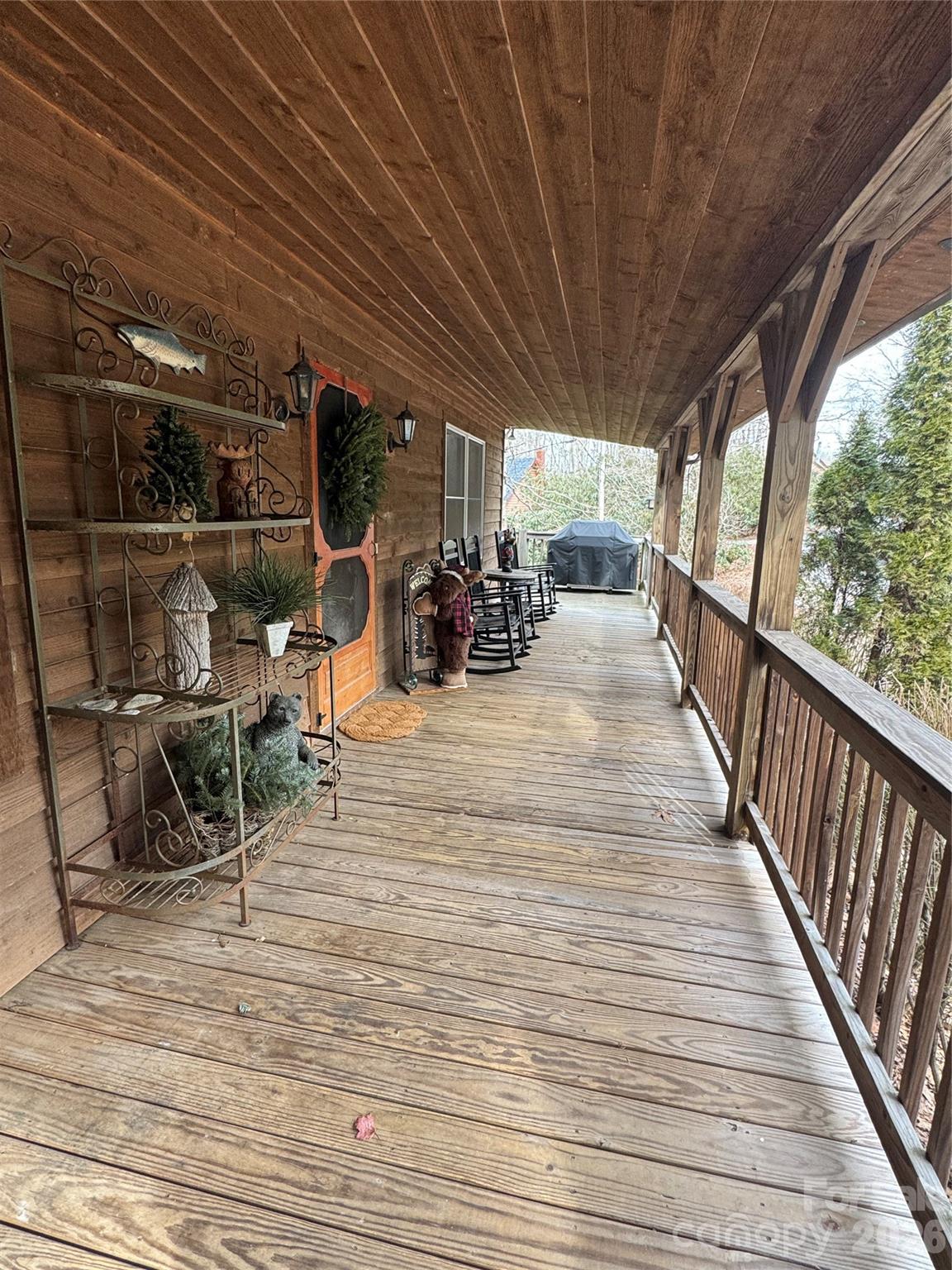 128 Hillcrest Road Property Photo 3