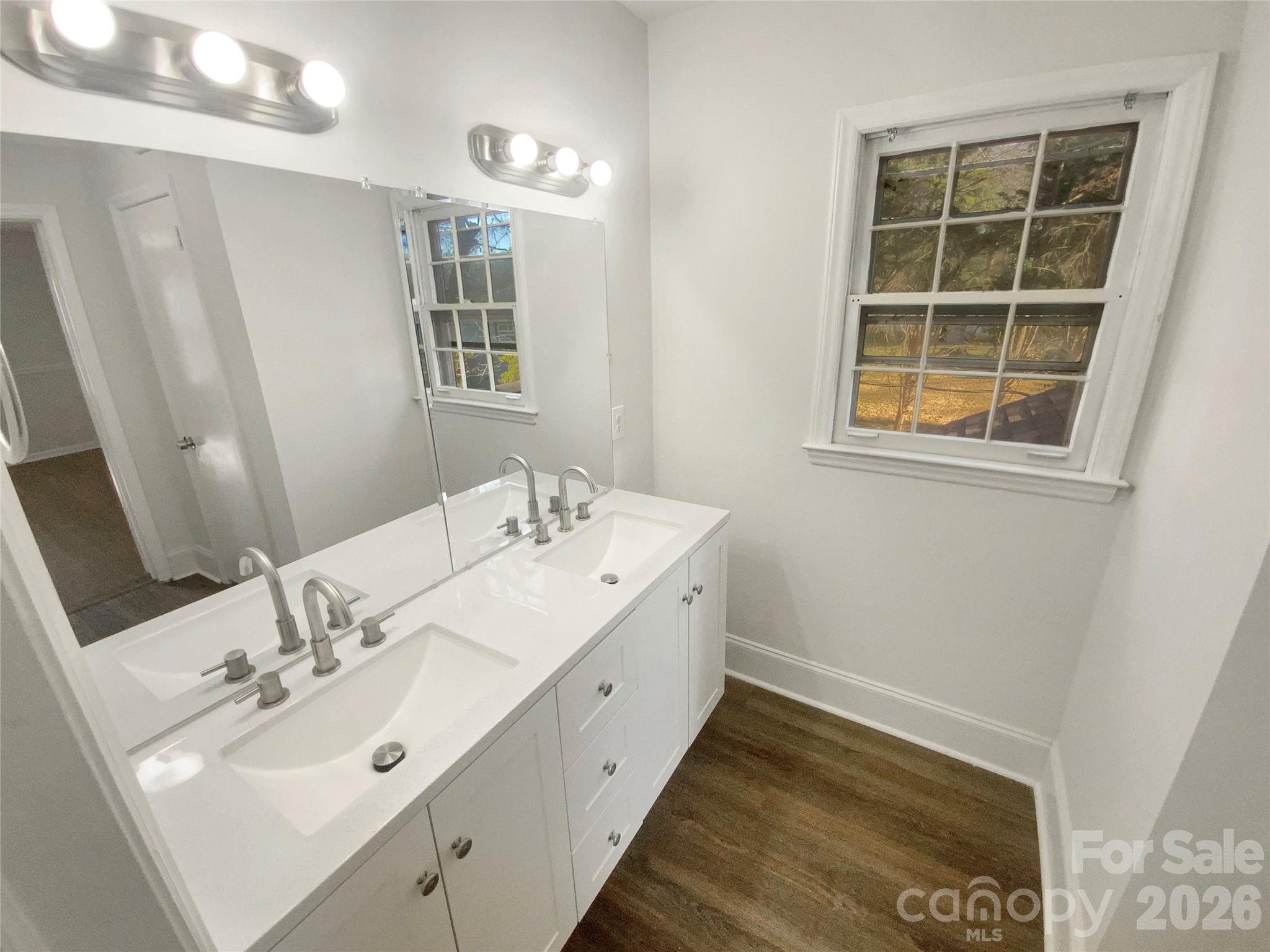 4661 Easthaven Drive Property Photo 16